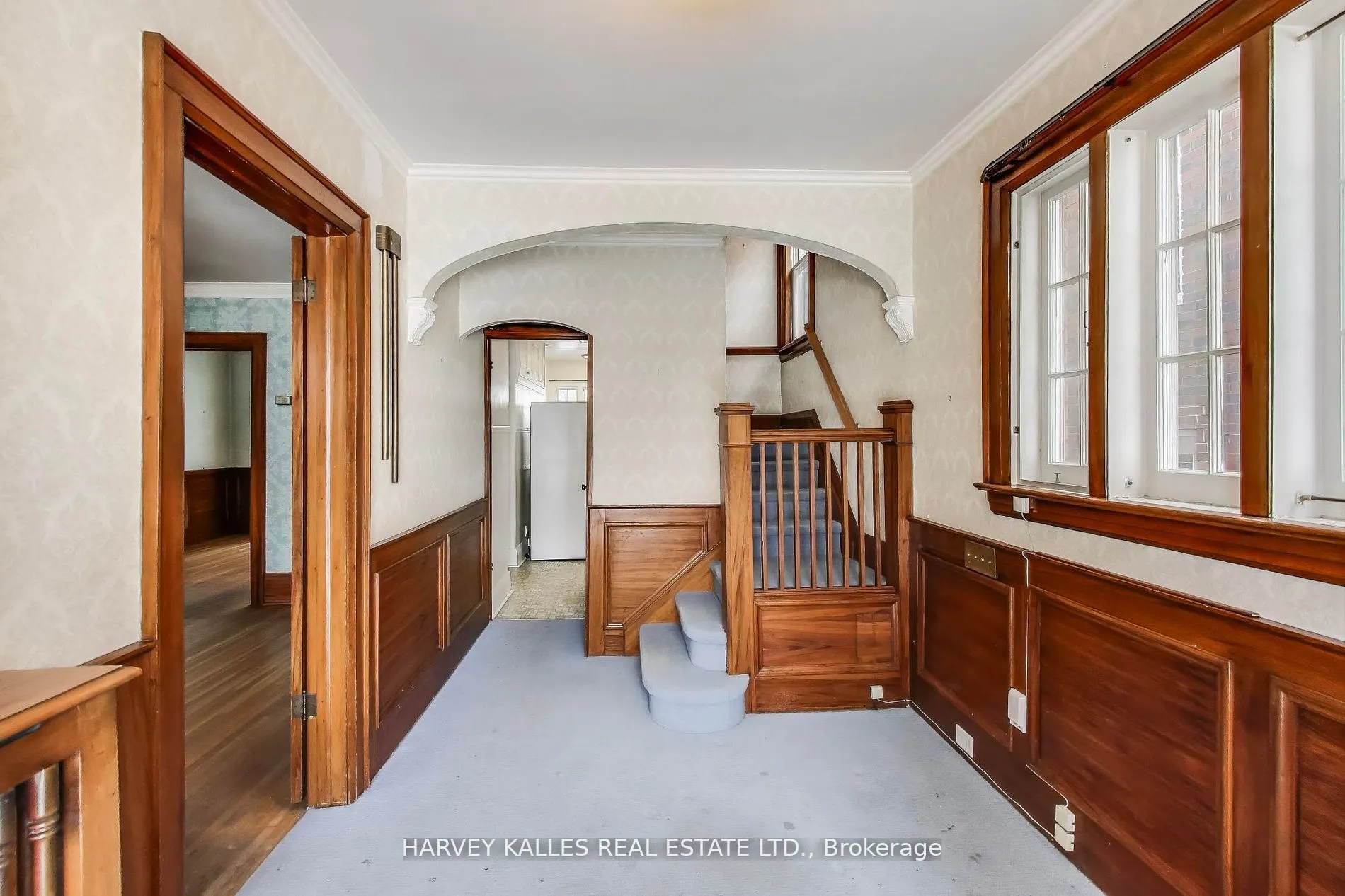106 Eastbourne Avenue