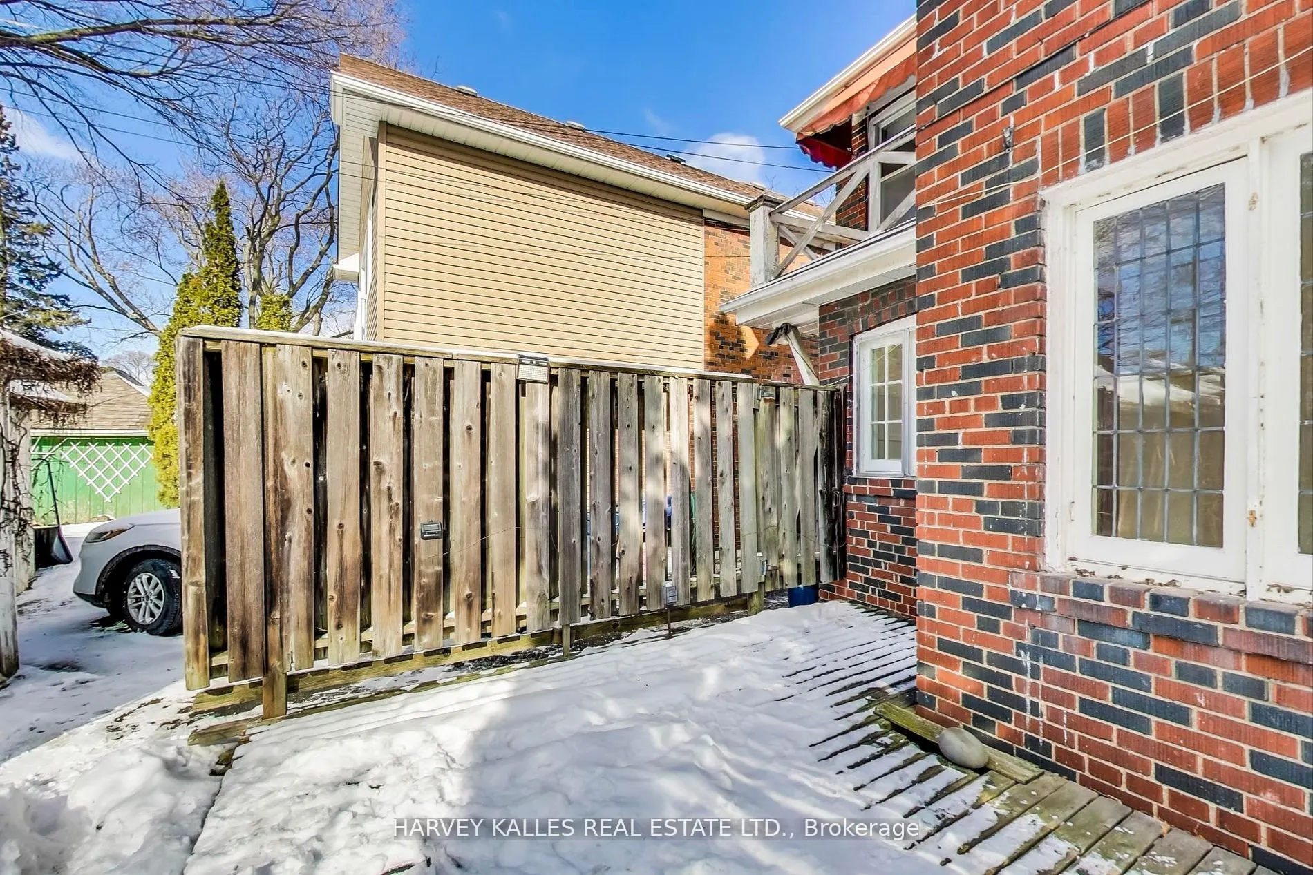 106 Eastbourne Avenue