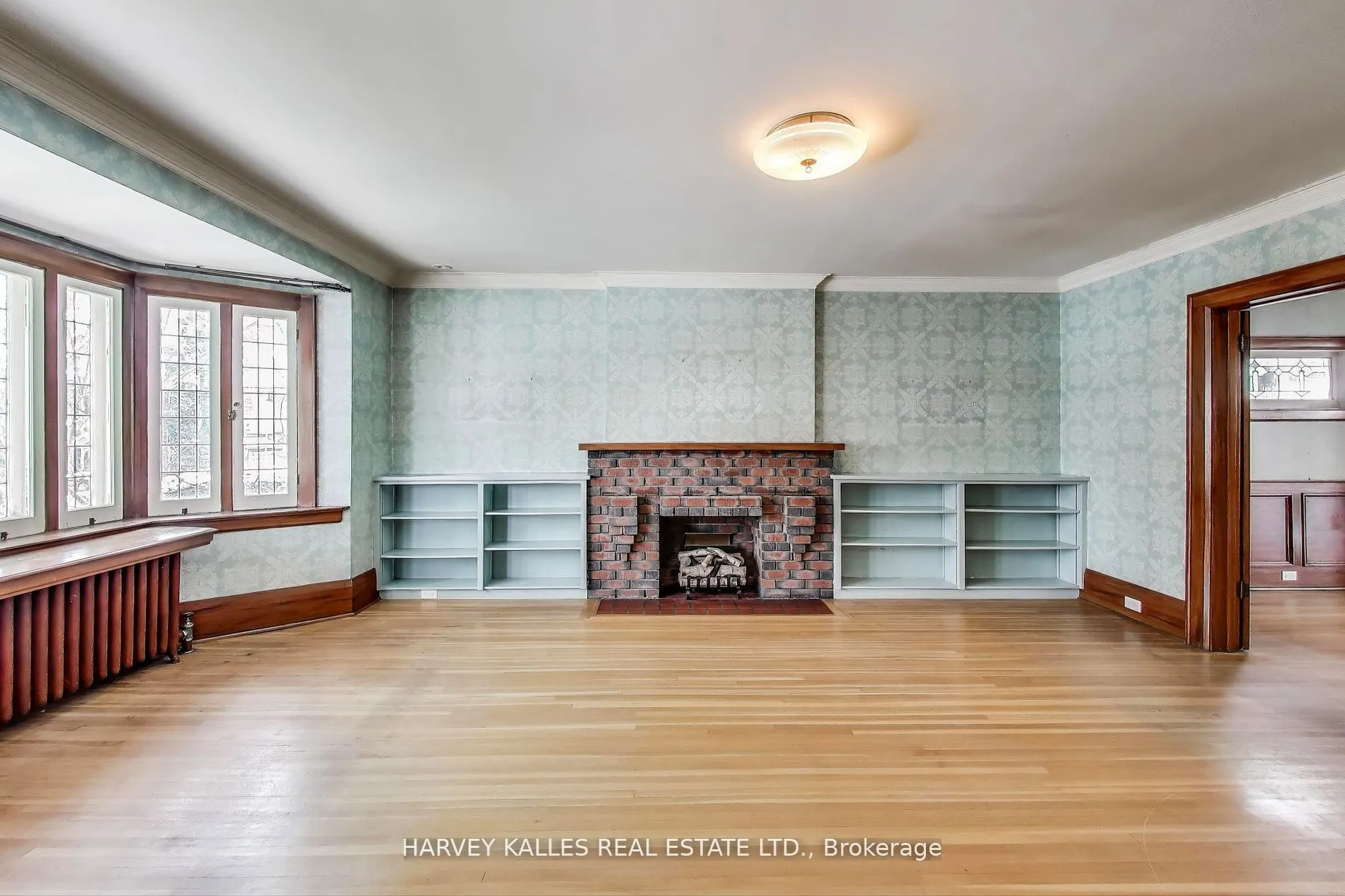 106 Eastbourne Avenue