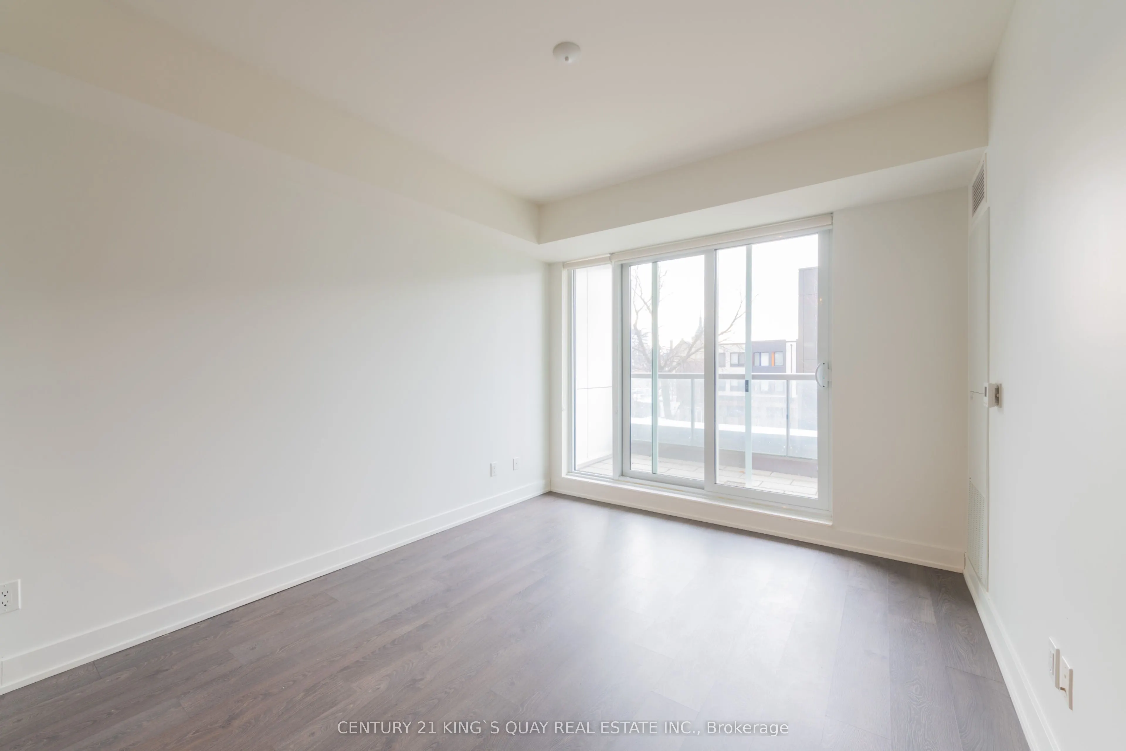 80 Vanauley Street, #219
