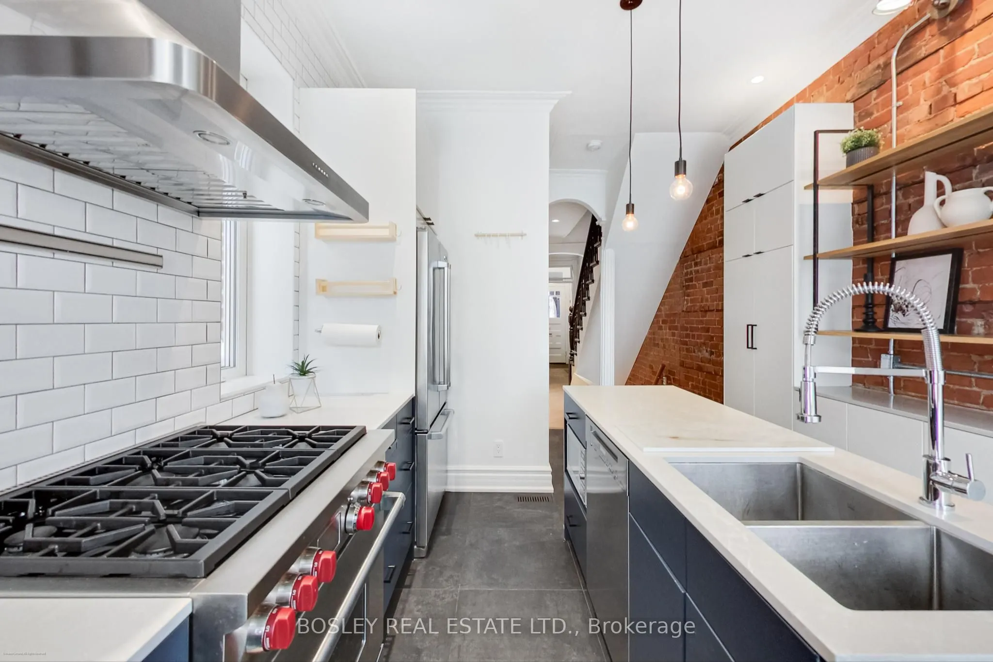 282 Crawford Street