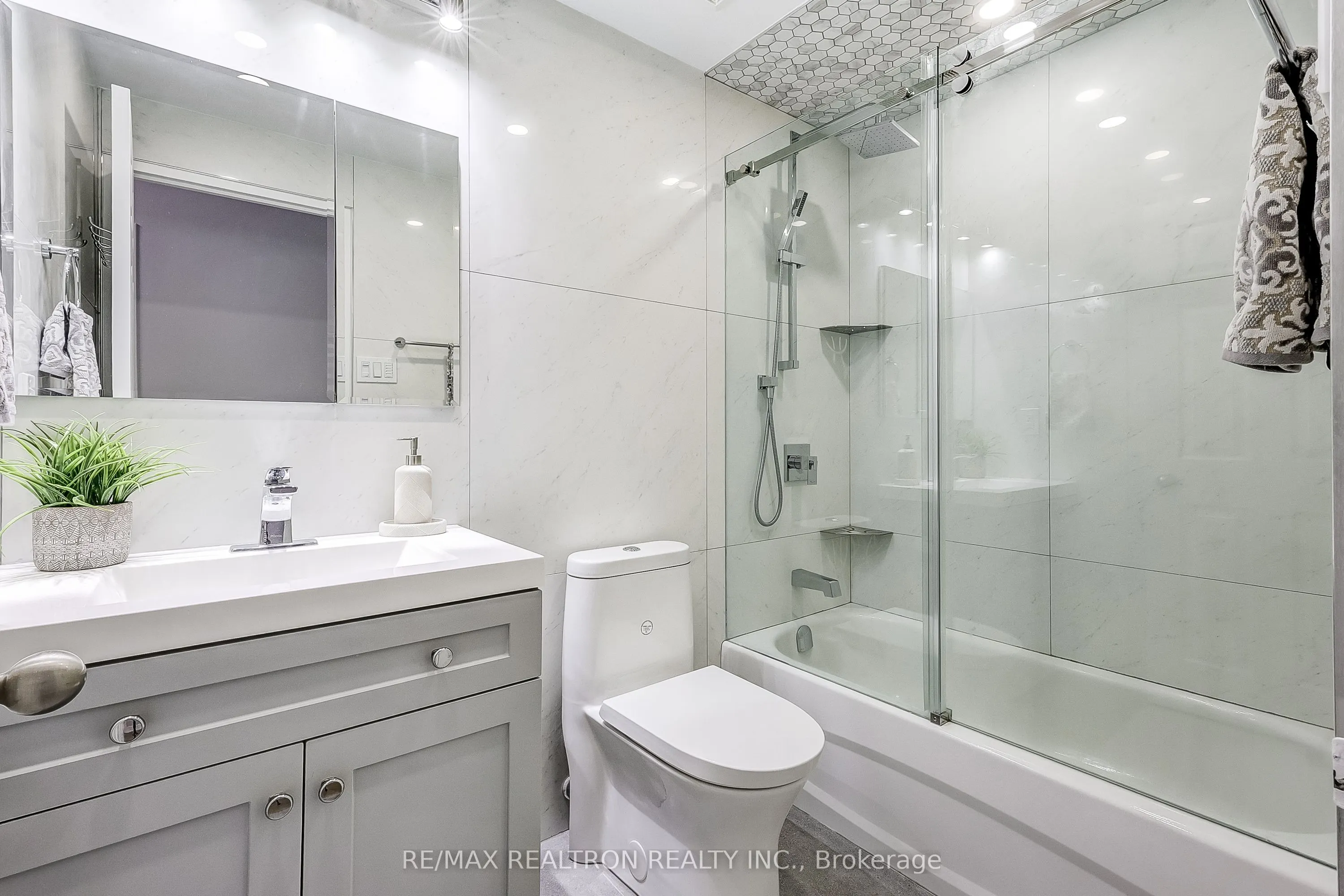 195 St Patrick Street, #104B