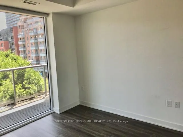 106 Dovercourt Road, #302