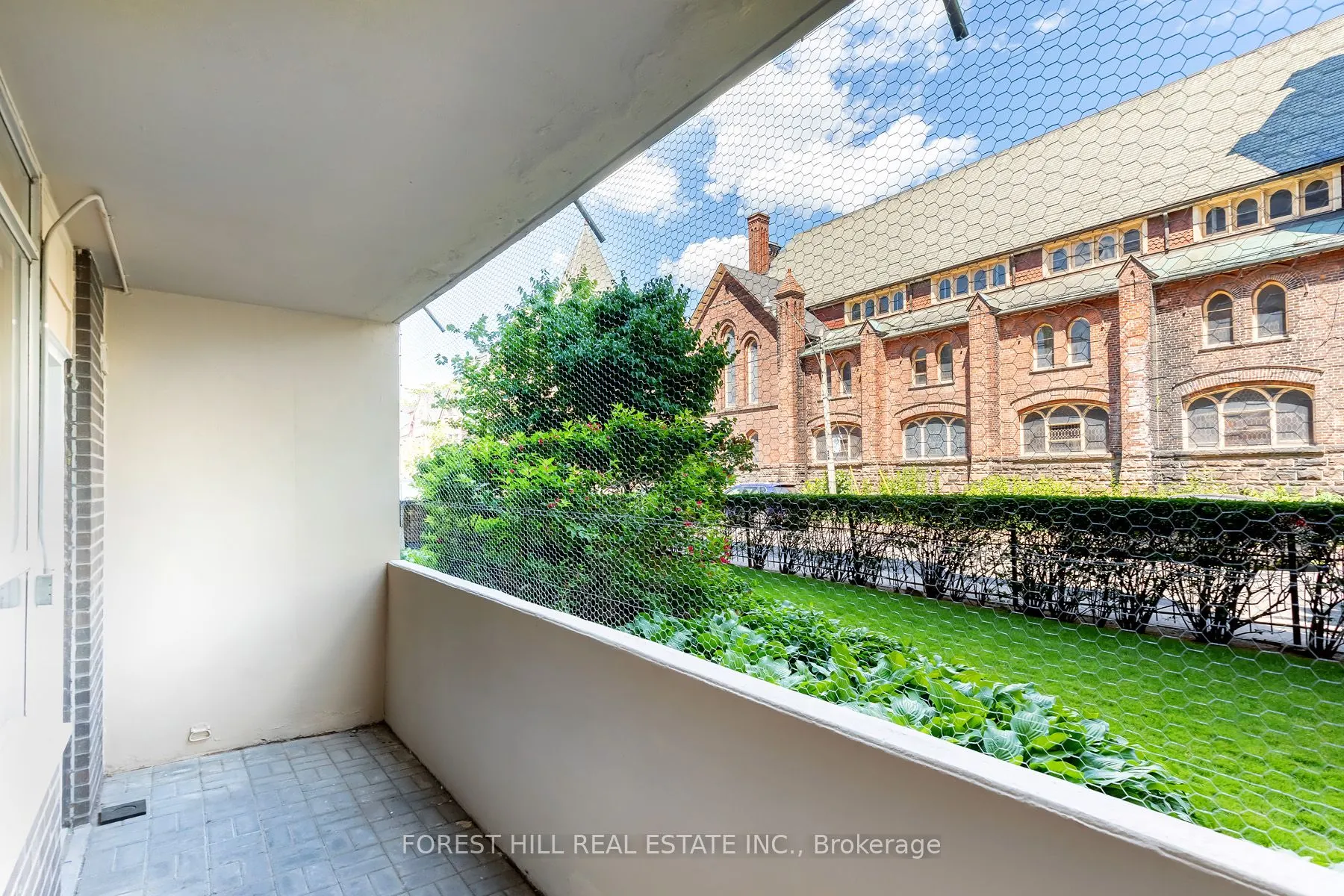 34 Walmer Road, #102