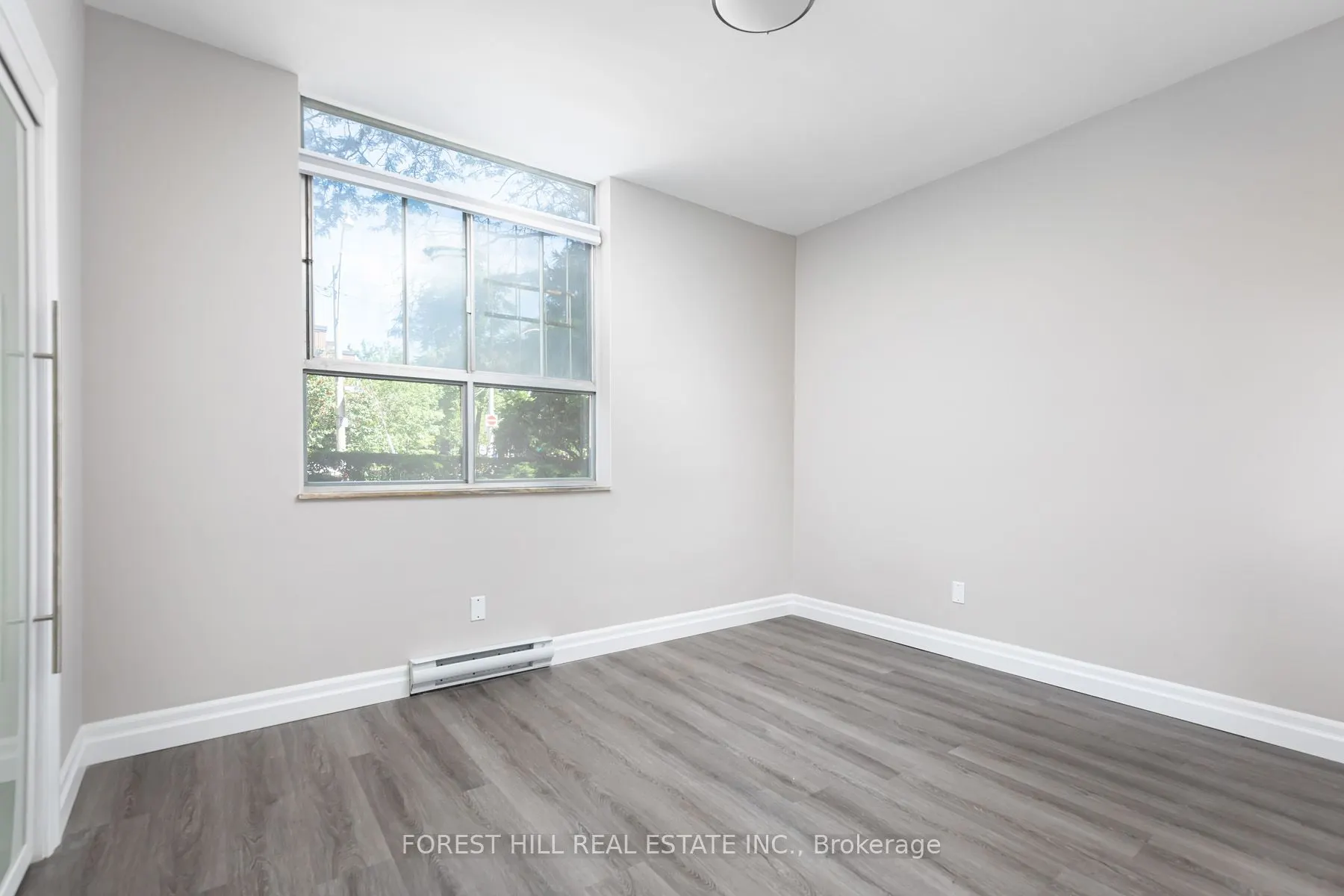 34 Walmer Road, #102