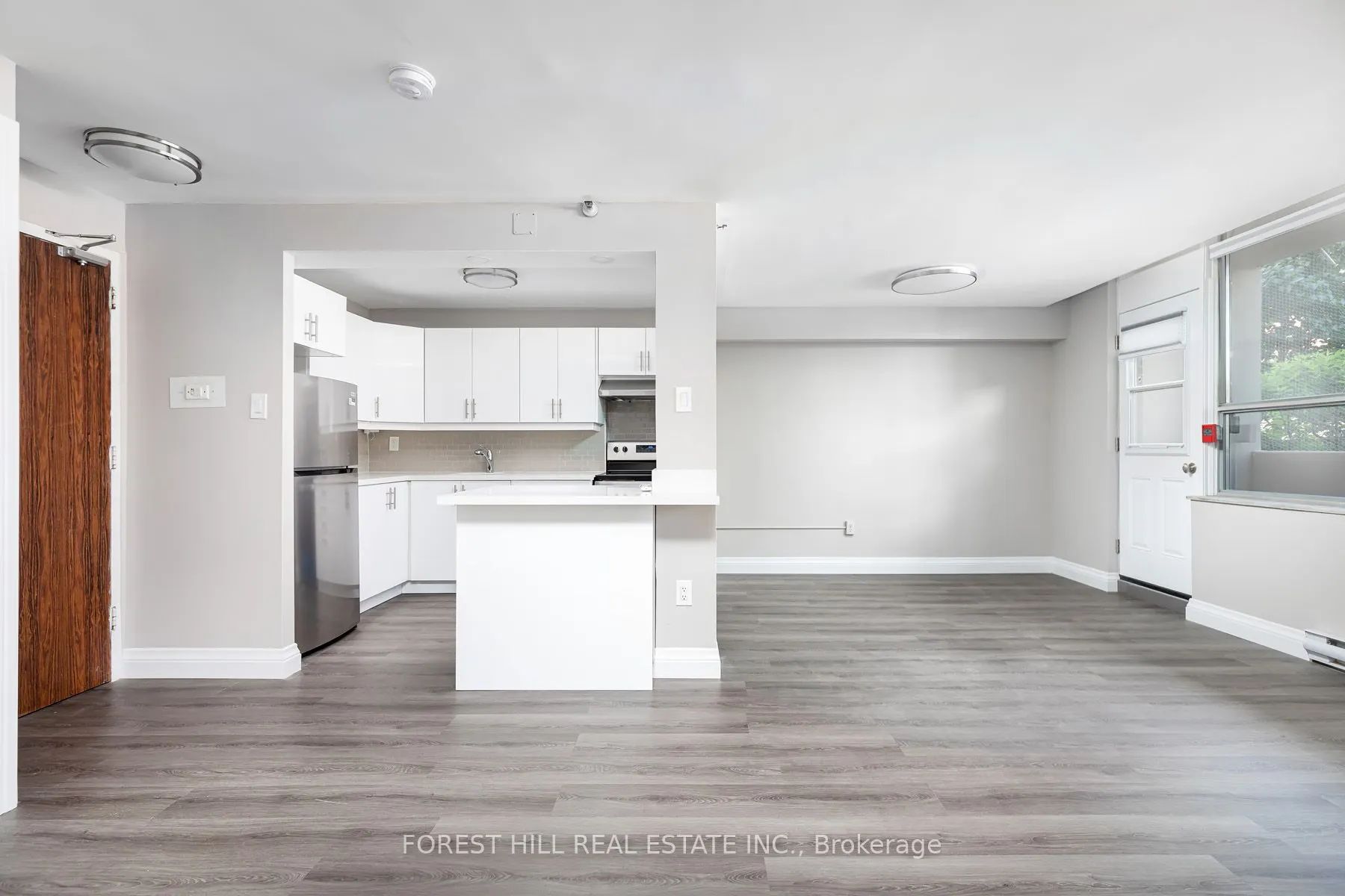 34 Walmer Road, #102