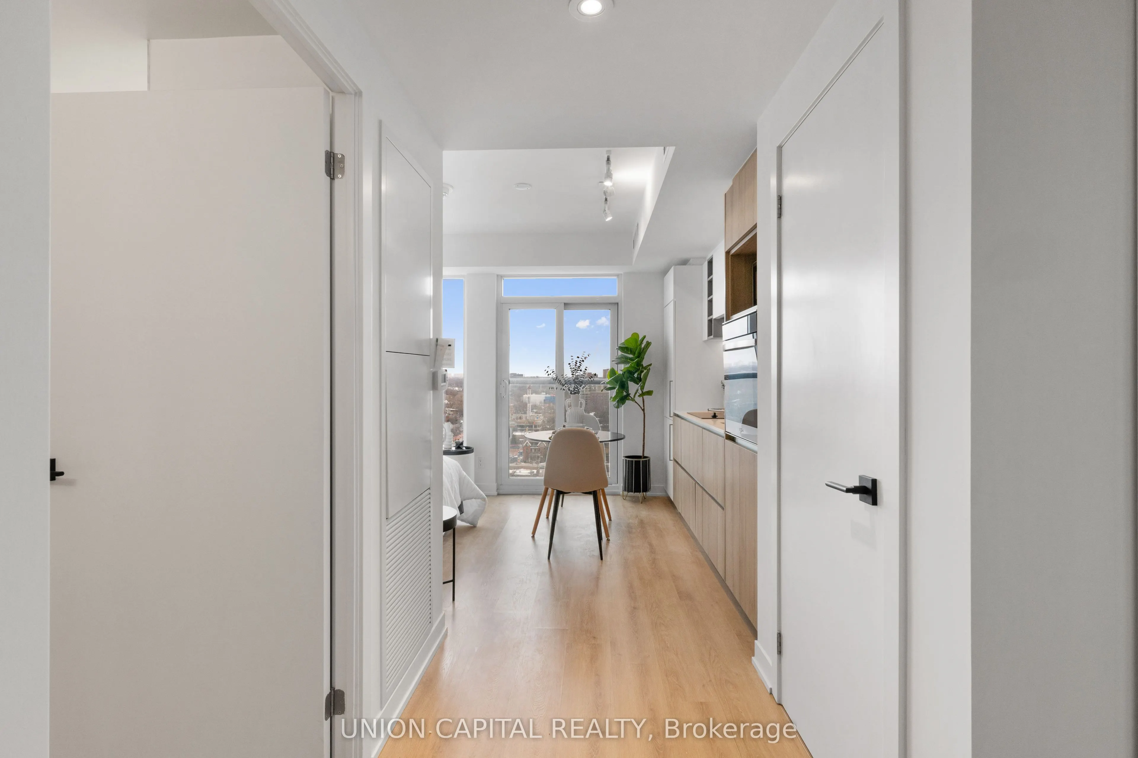 319 Jarvis Street, #1612