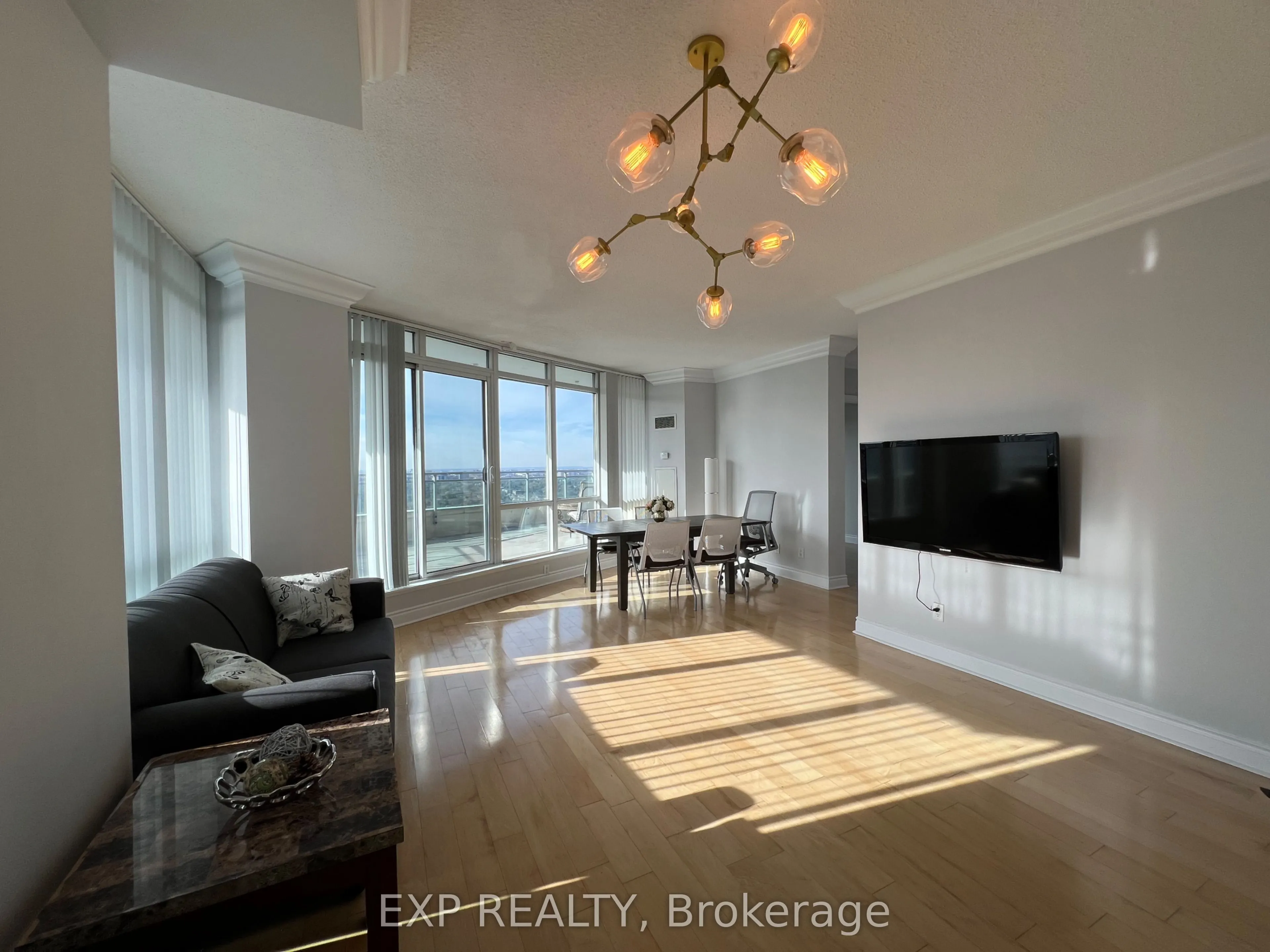 60 Byng Avenue, #LPH06