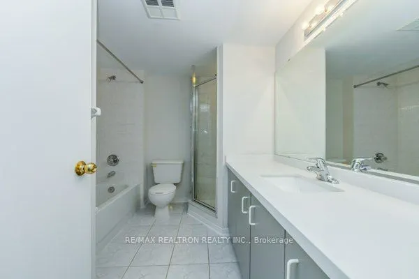 108 Redpath Avenue, #20