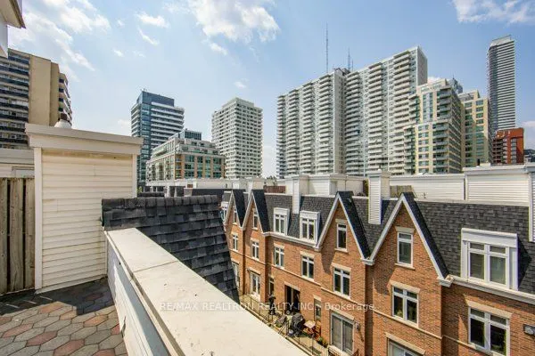 108 Redpath Avenue, #20