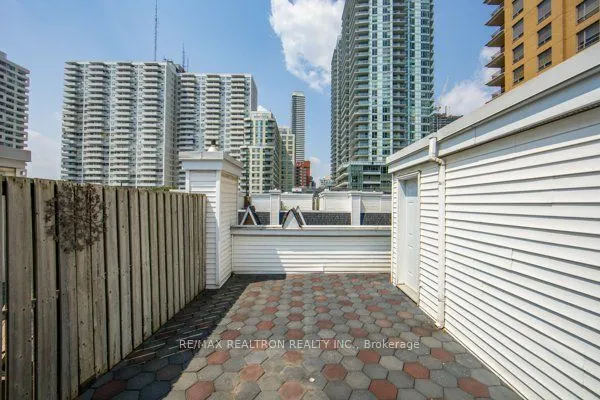 108 Redpath Avenue, #20