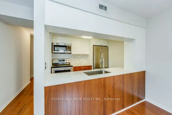 108 Redpath Avenue, #20