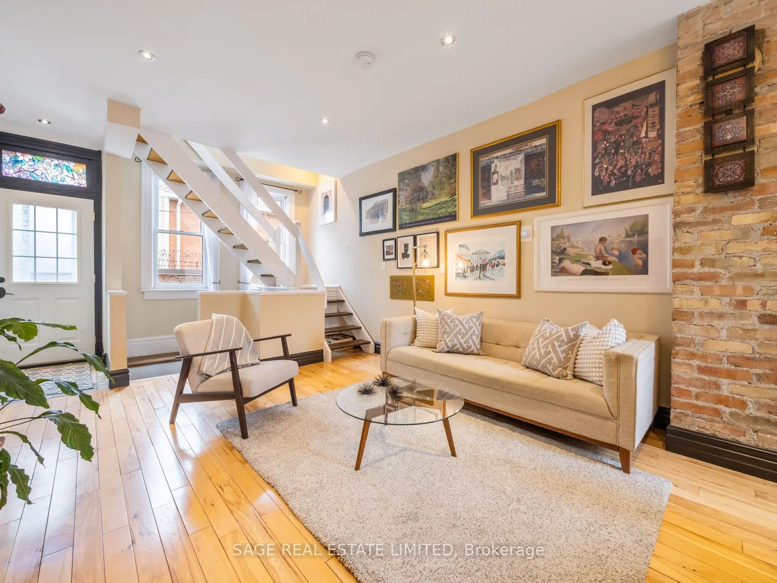 4 Percy Street