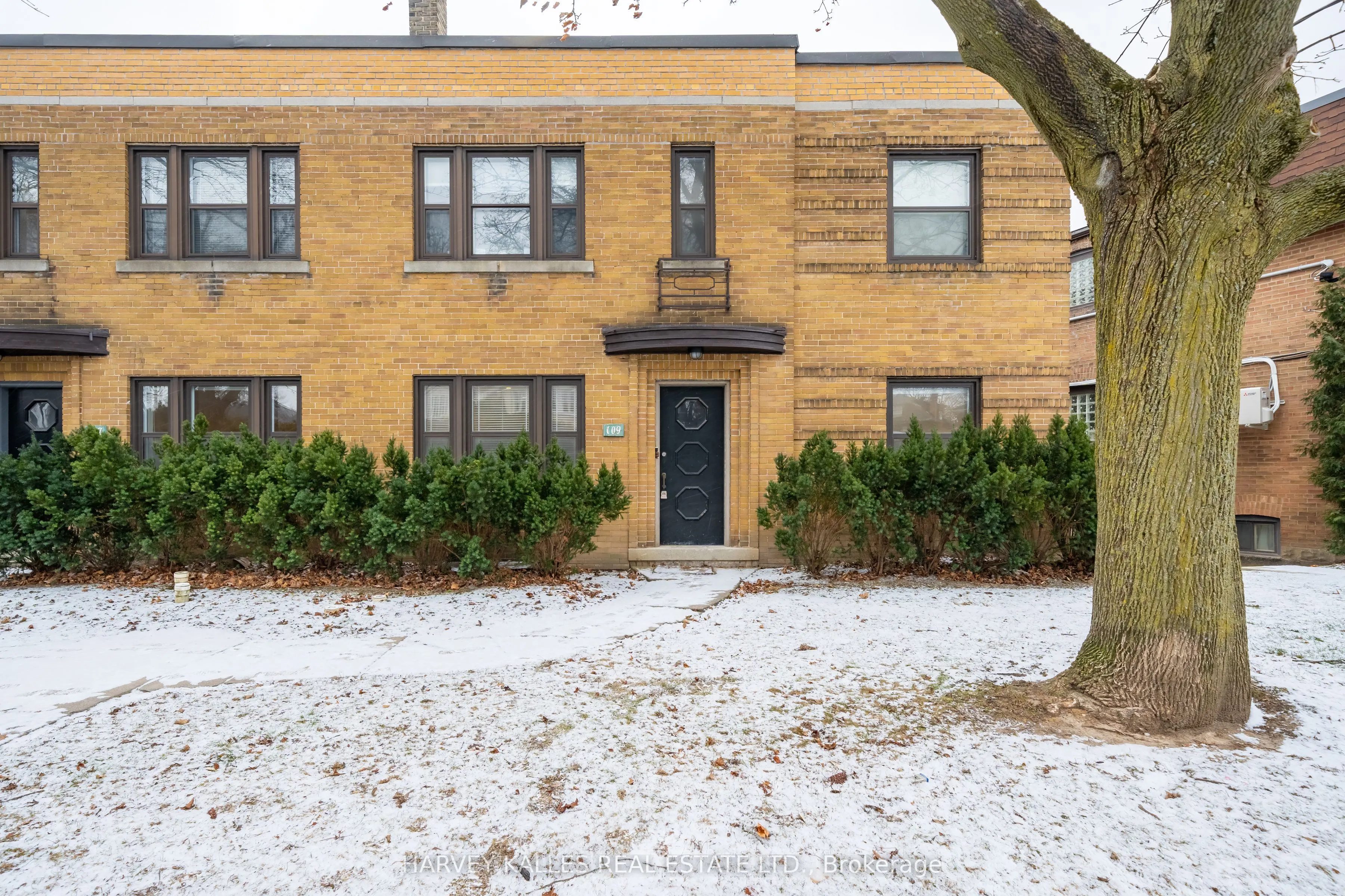 109 Chatsworth Drive, #Main