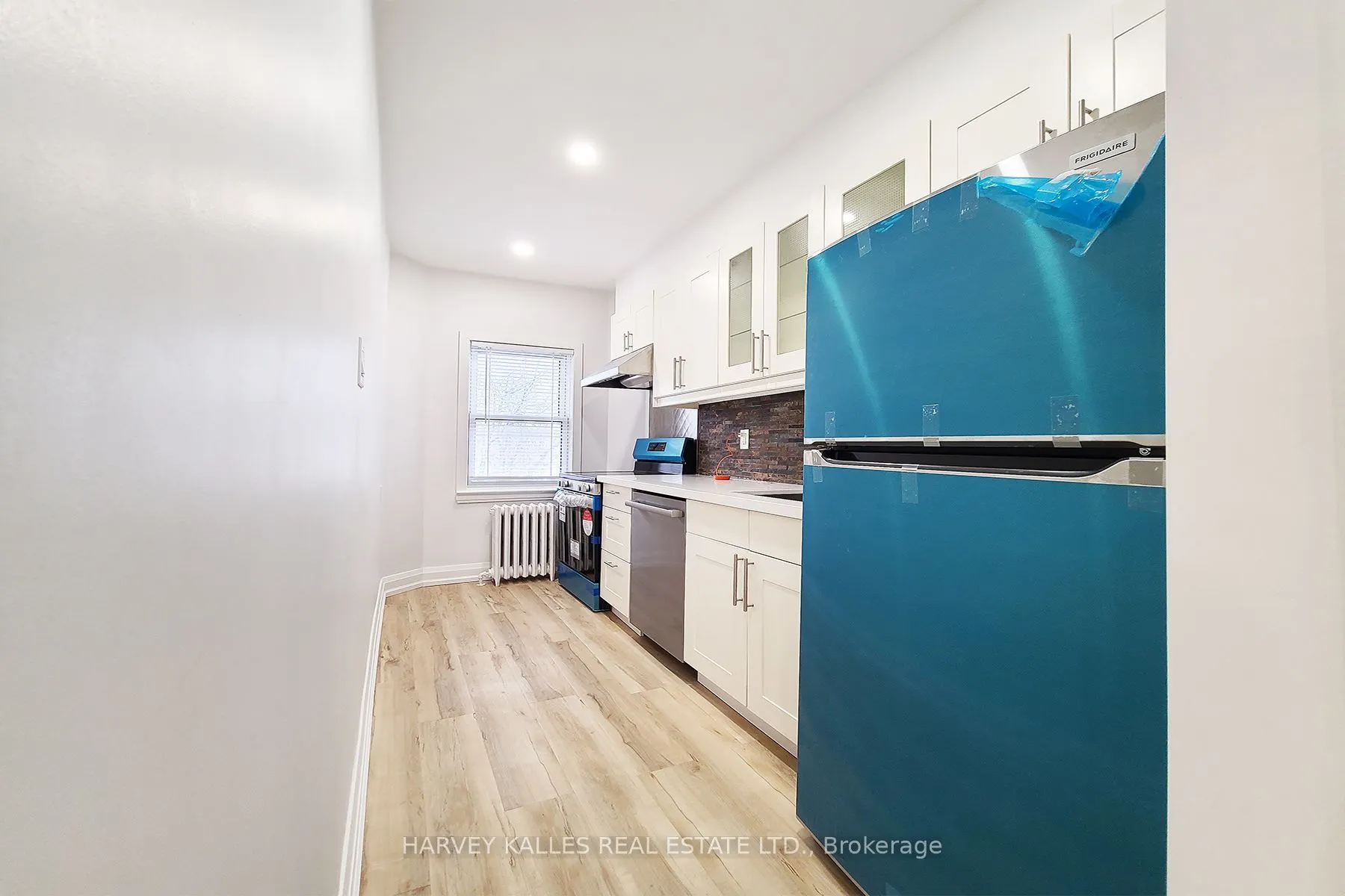 109 Chatsworth Drive, #Main