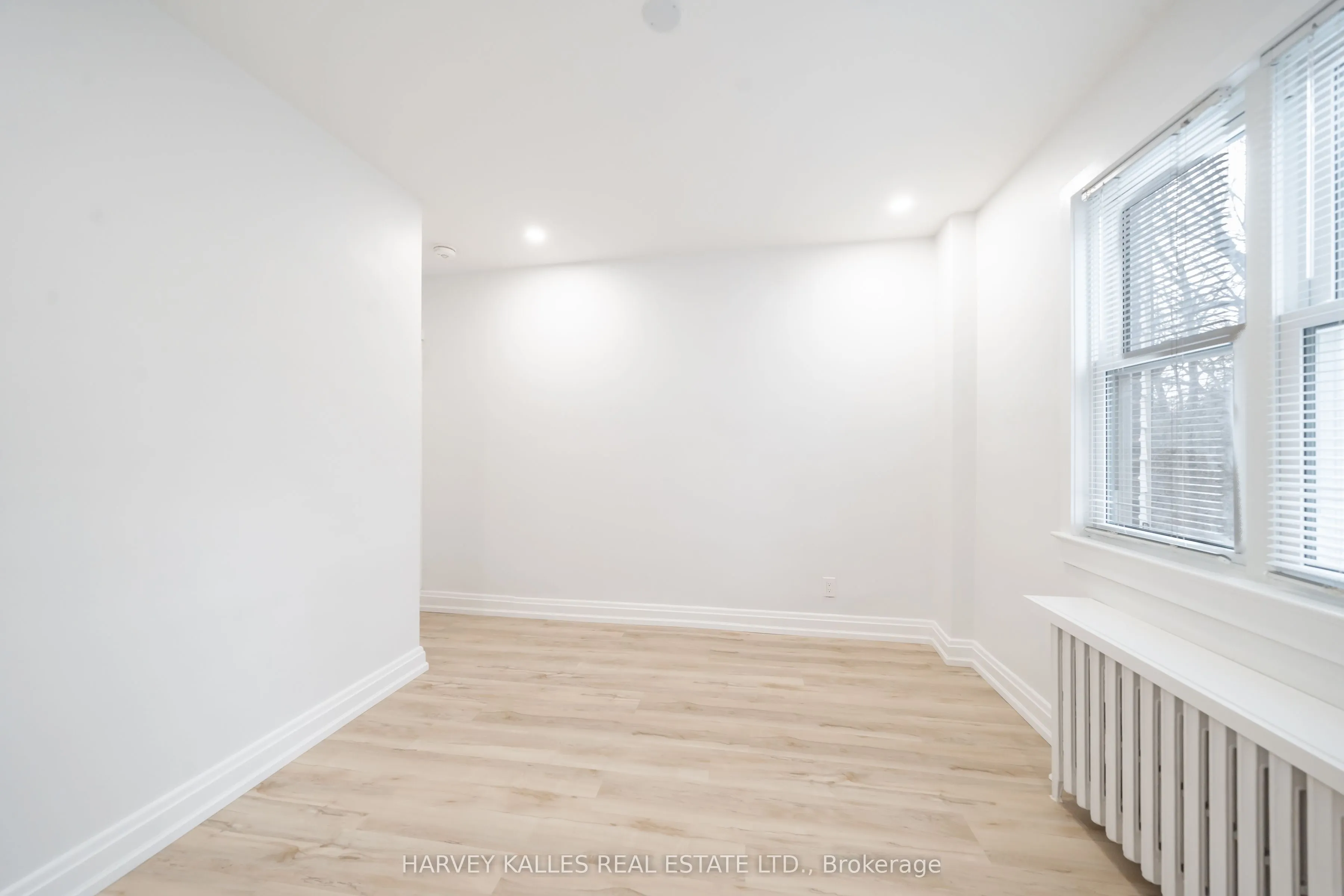 109 Chatsworth Drive, #Main
