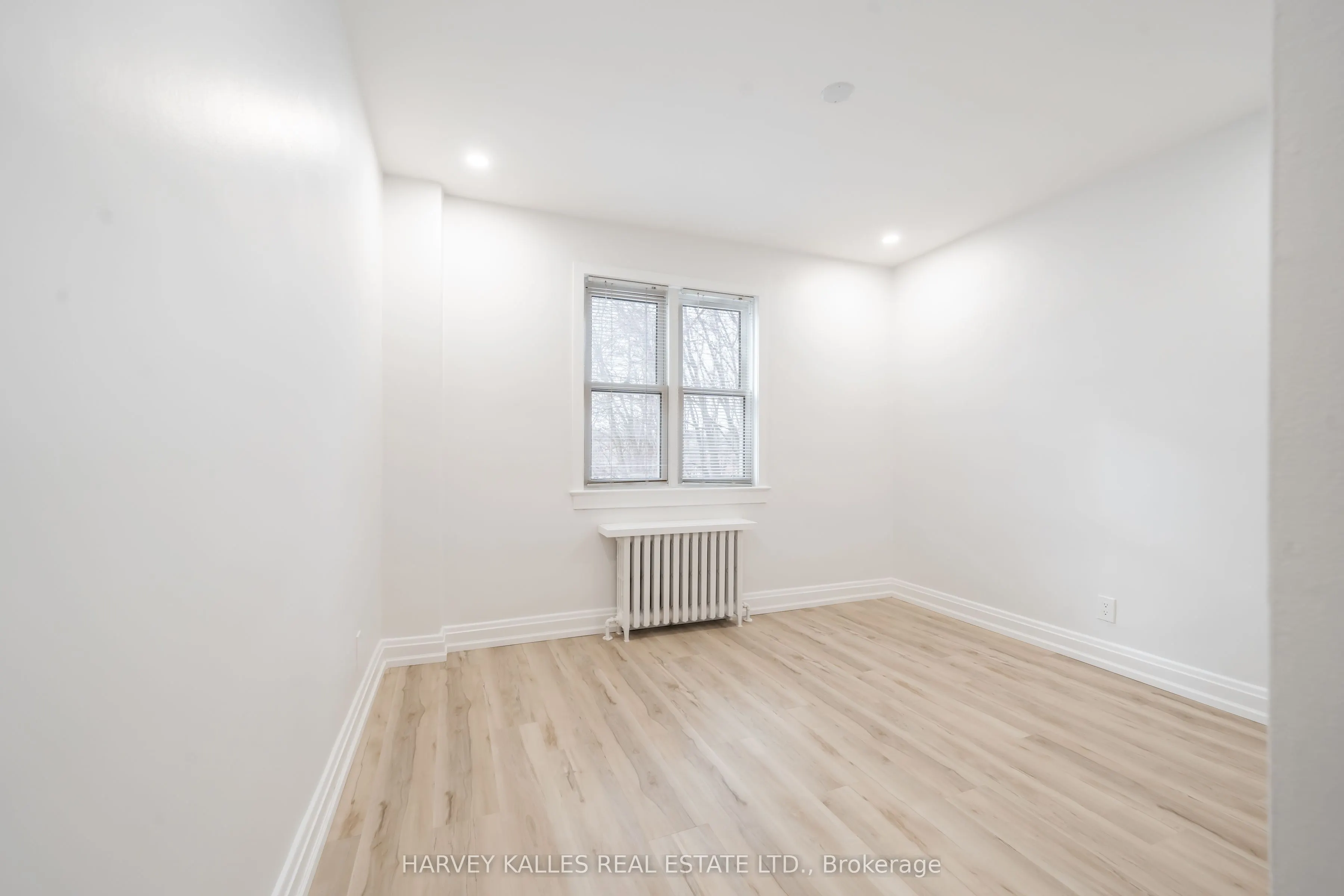 109 Chatsworth Drive, #Main