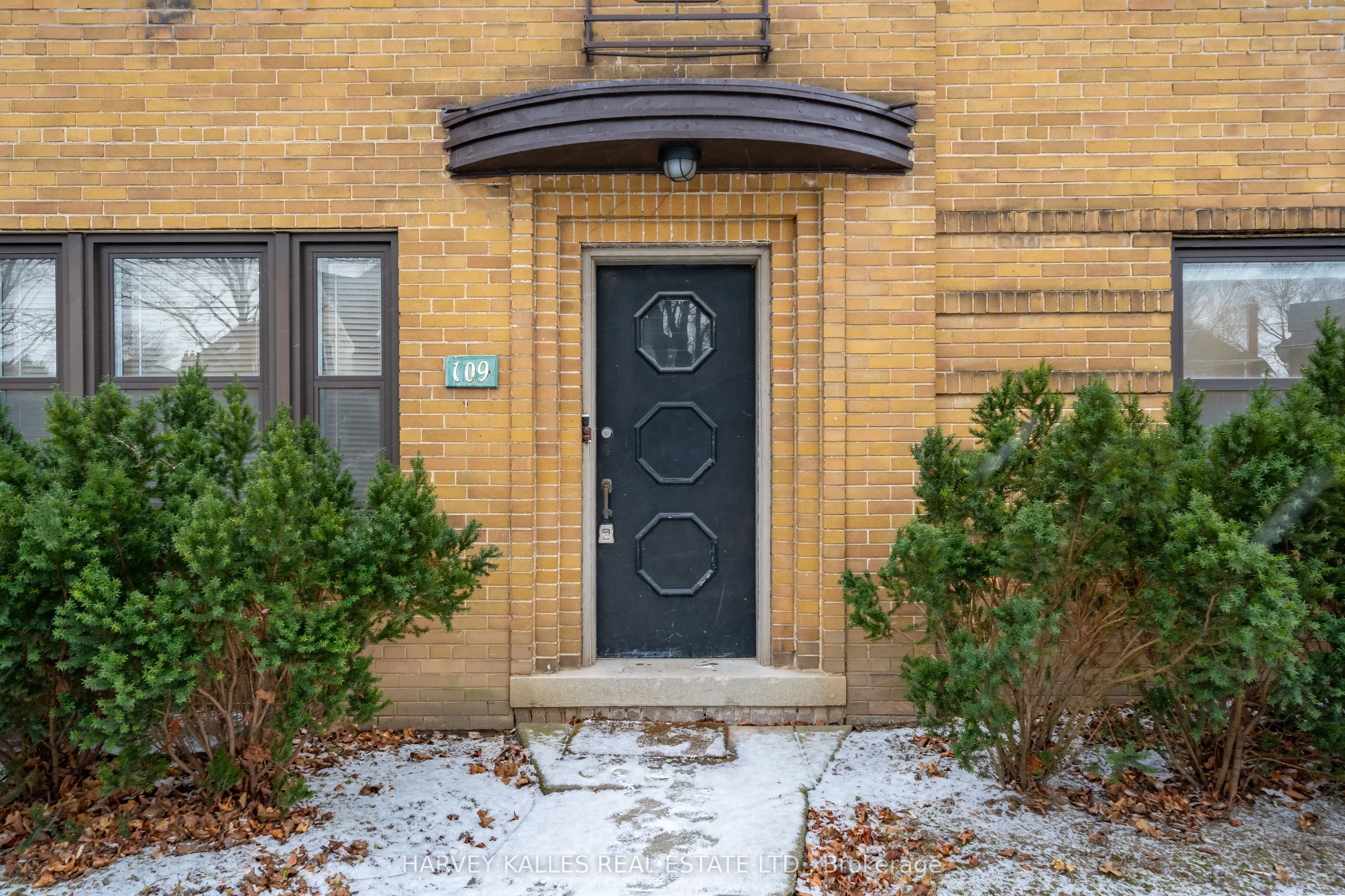 109 Chatsworth Drive, #Main
