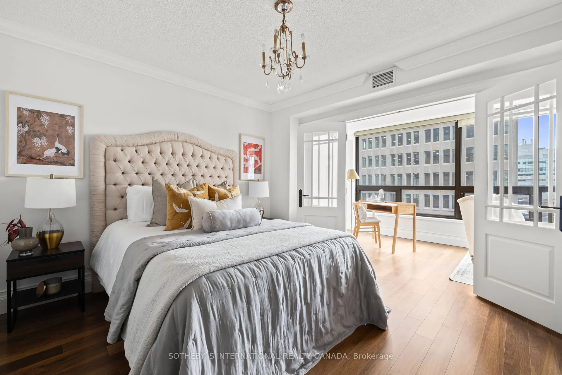 62 Wellesley Street W, #505