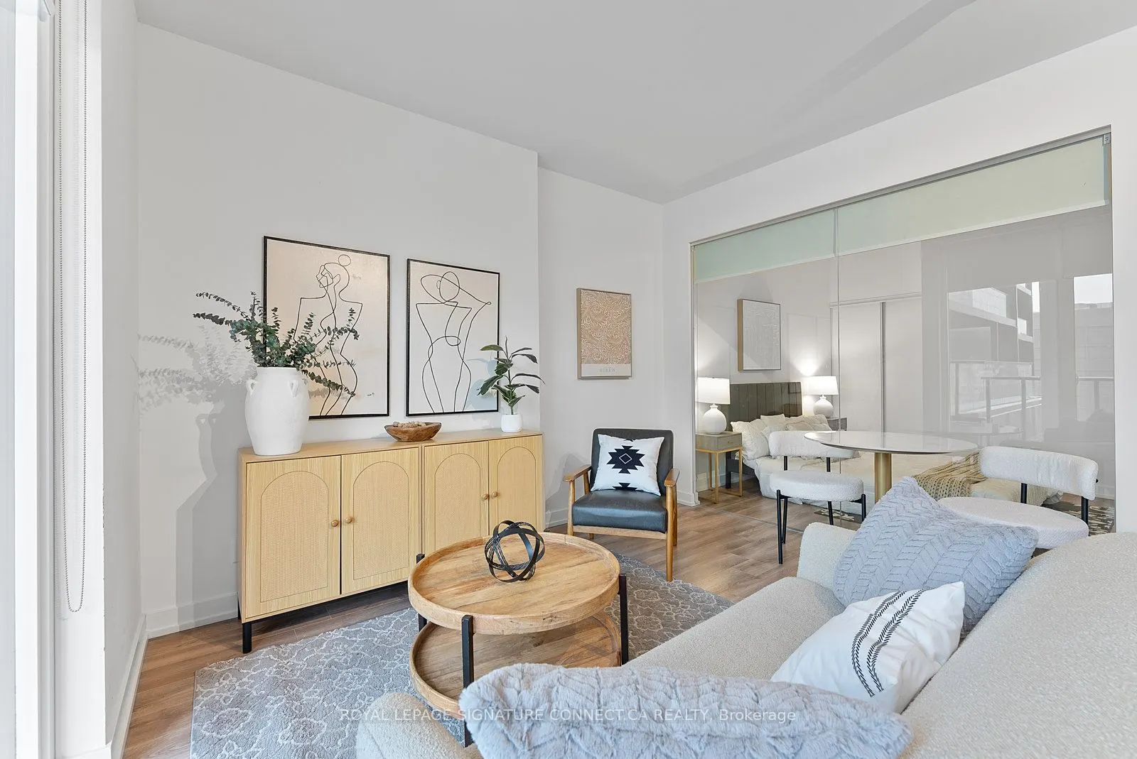 20 Edward Street, #517