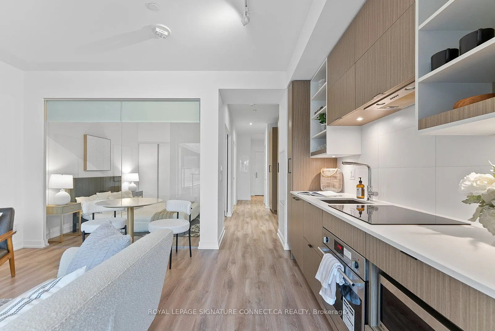 20 Edward Street, #517
