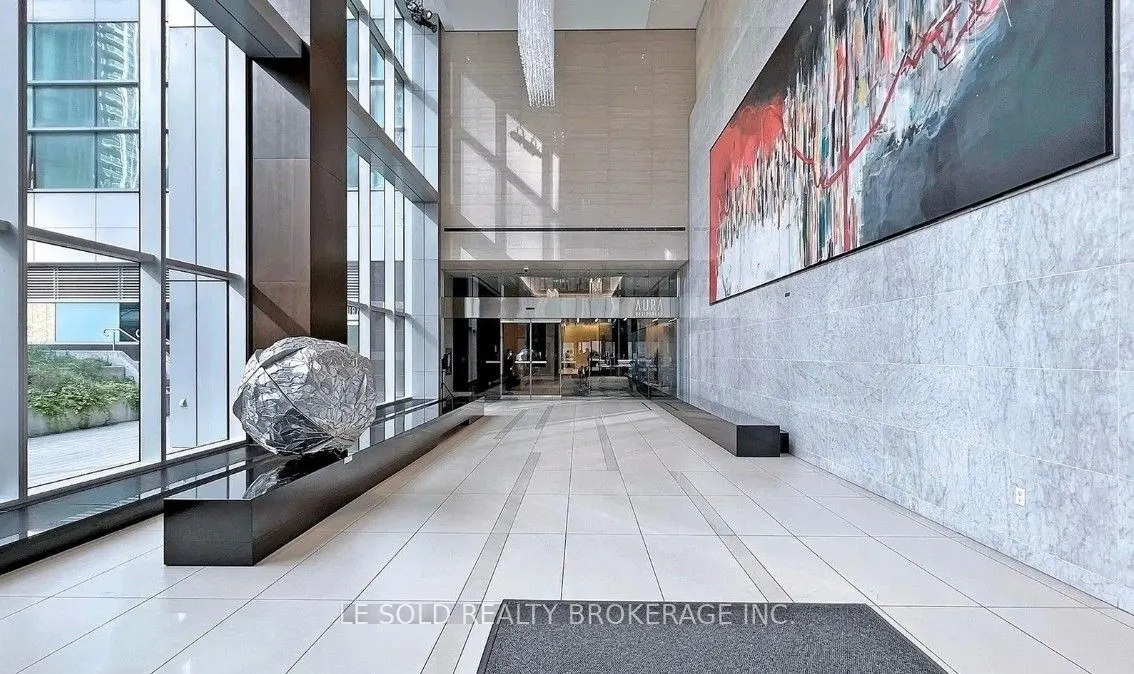 386 Yonge Street, #4105