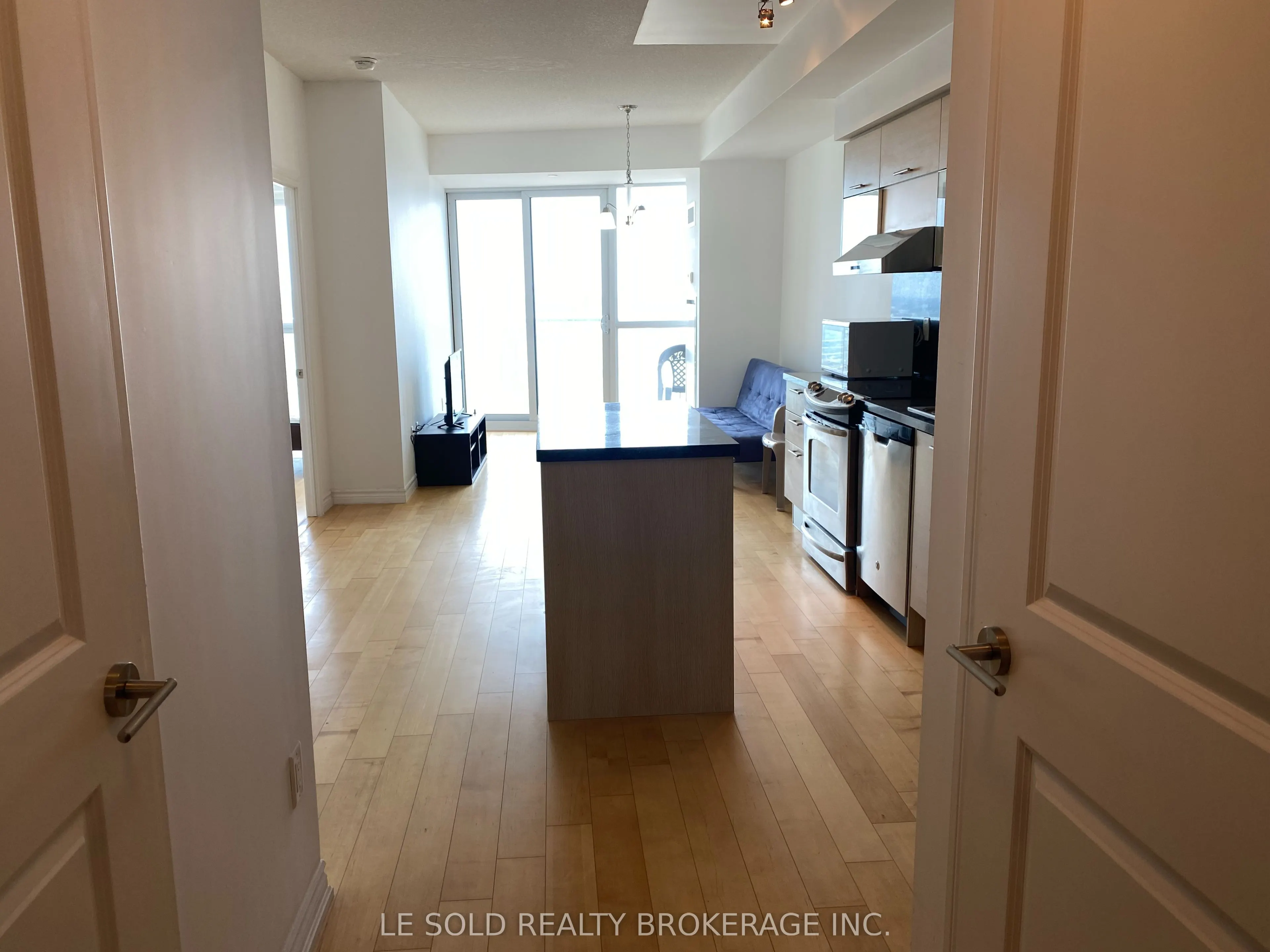 386 Yonge Street, #4105