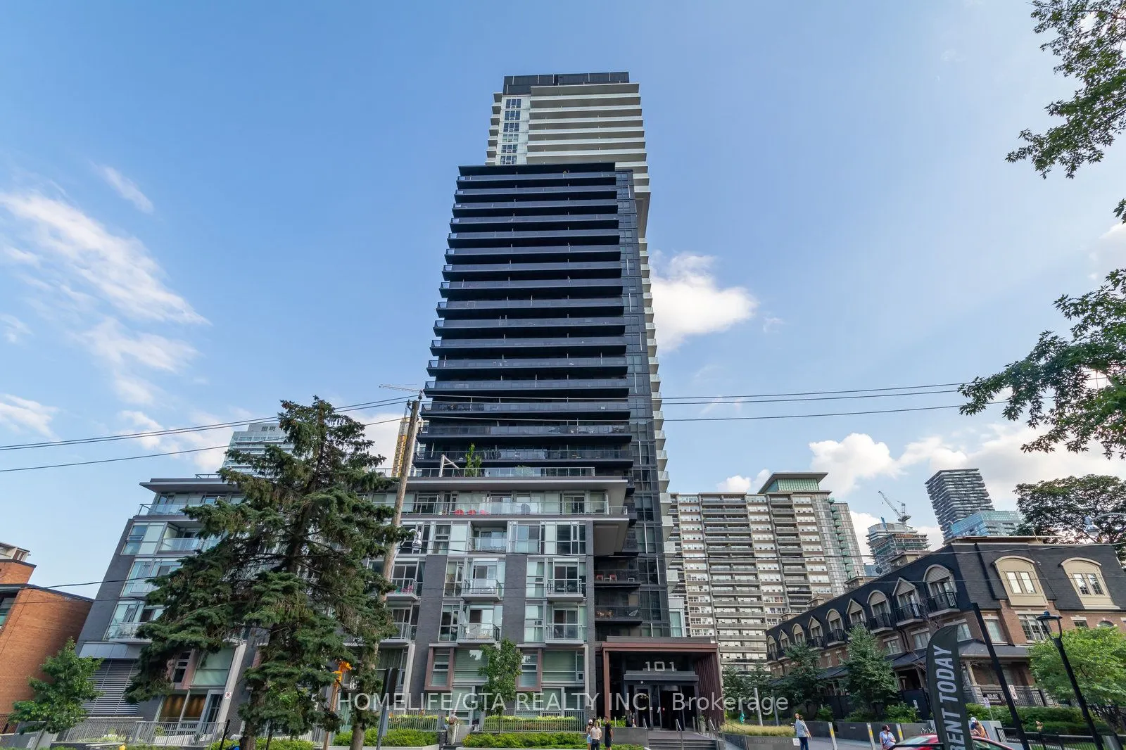 101 Erskine Avenue, #411