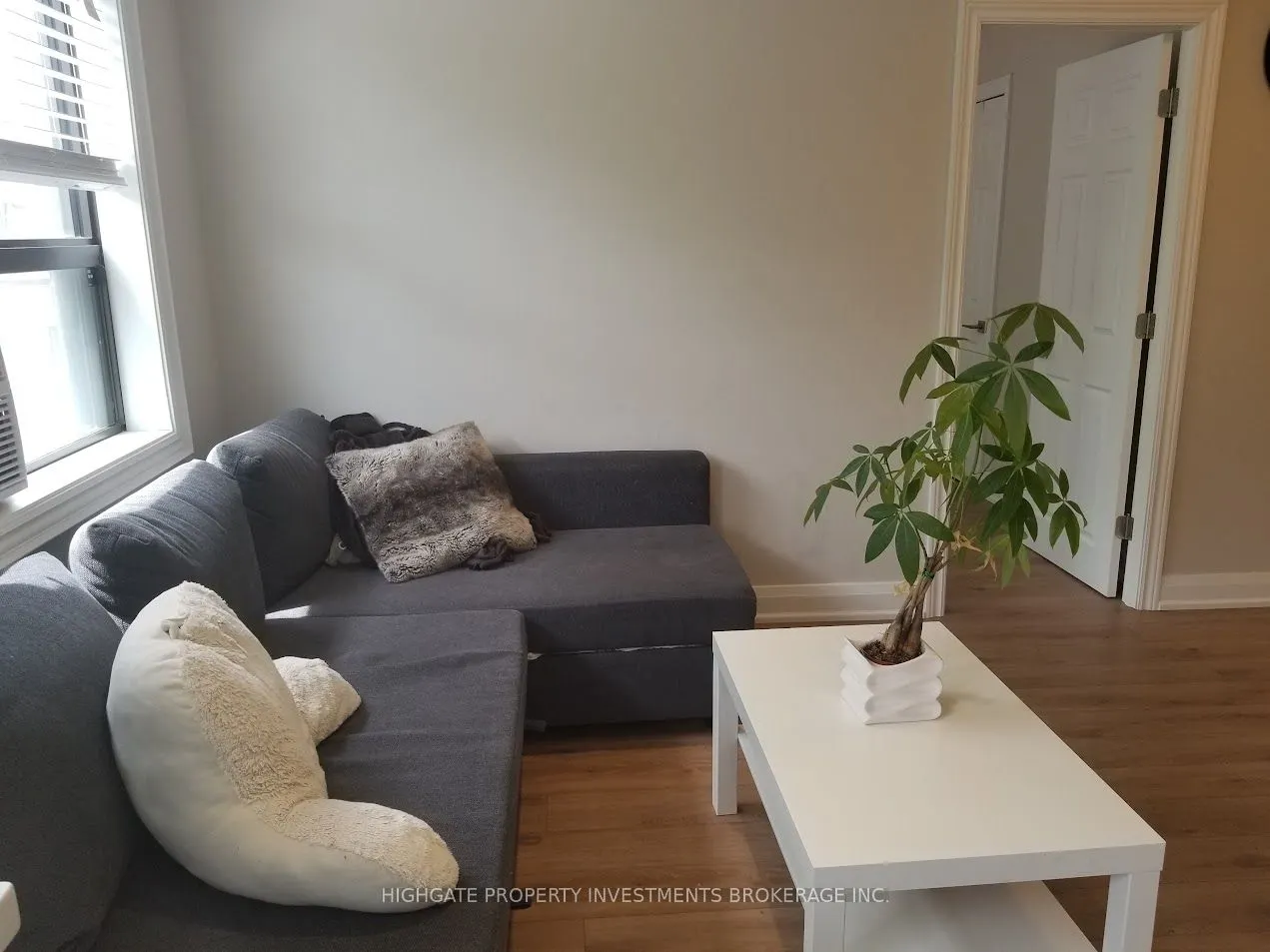 835 Bloor Street W, #B