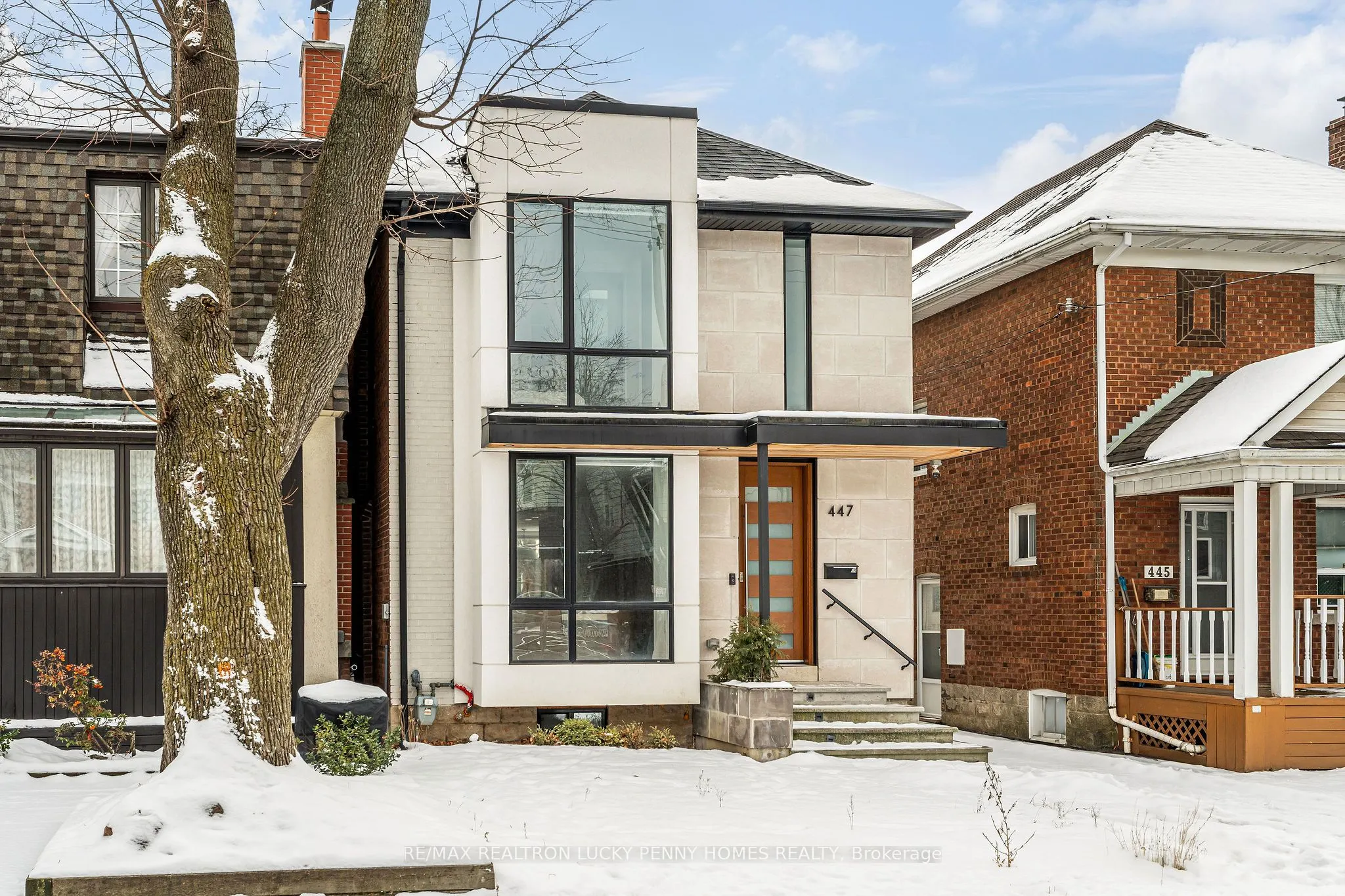 447 Soudan Avenue