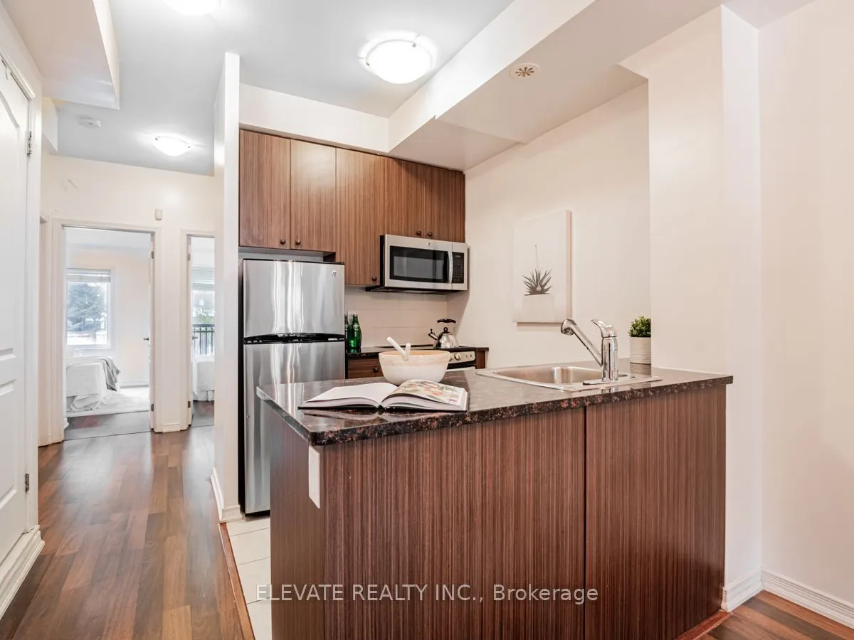 15 Coneflower Crescent, #236