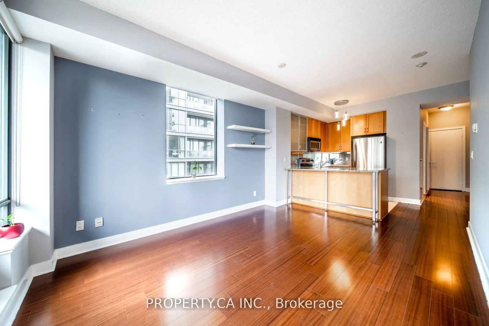 438 King Street W #1314
