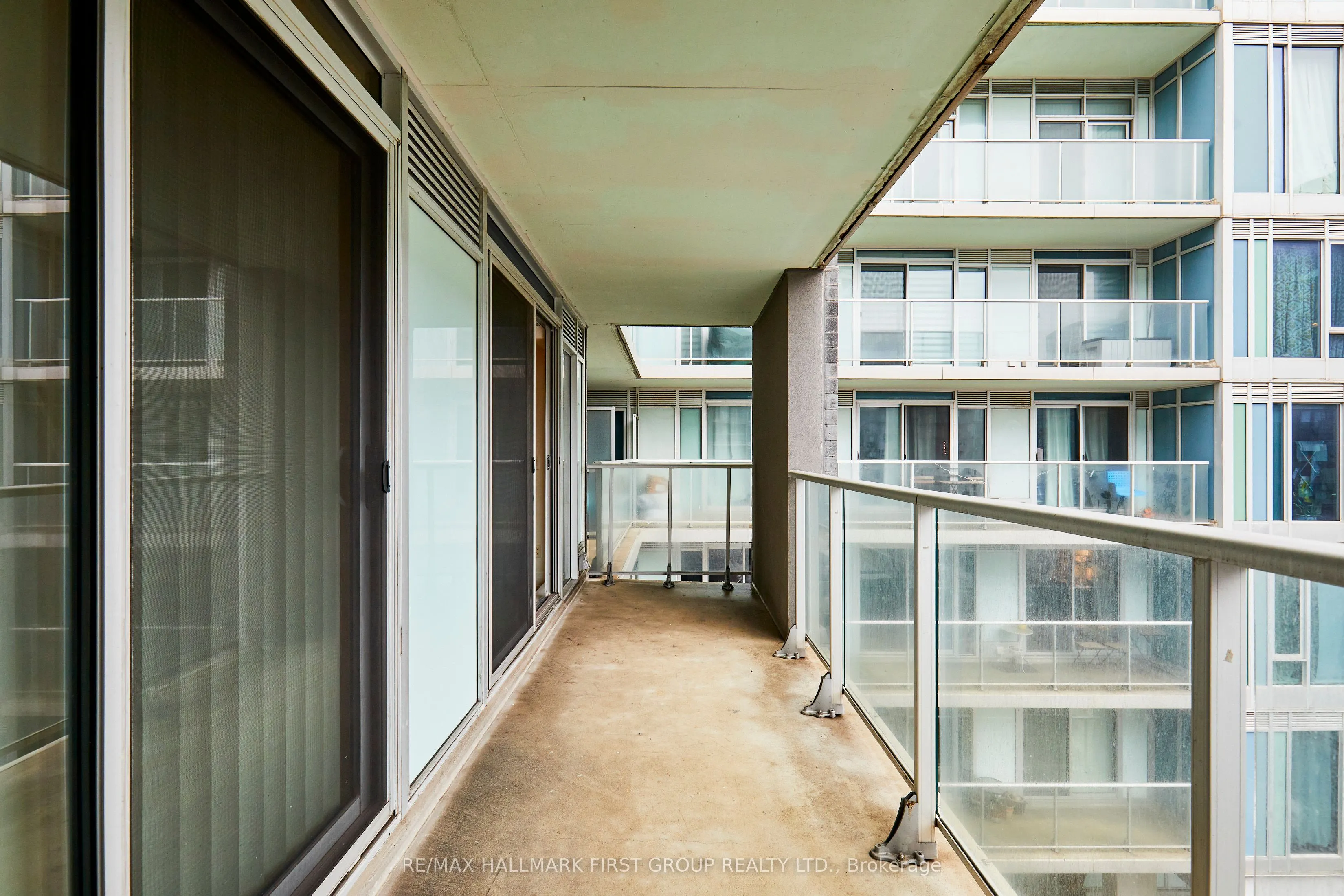 555 Wilson Avenue, #E402