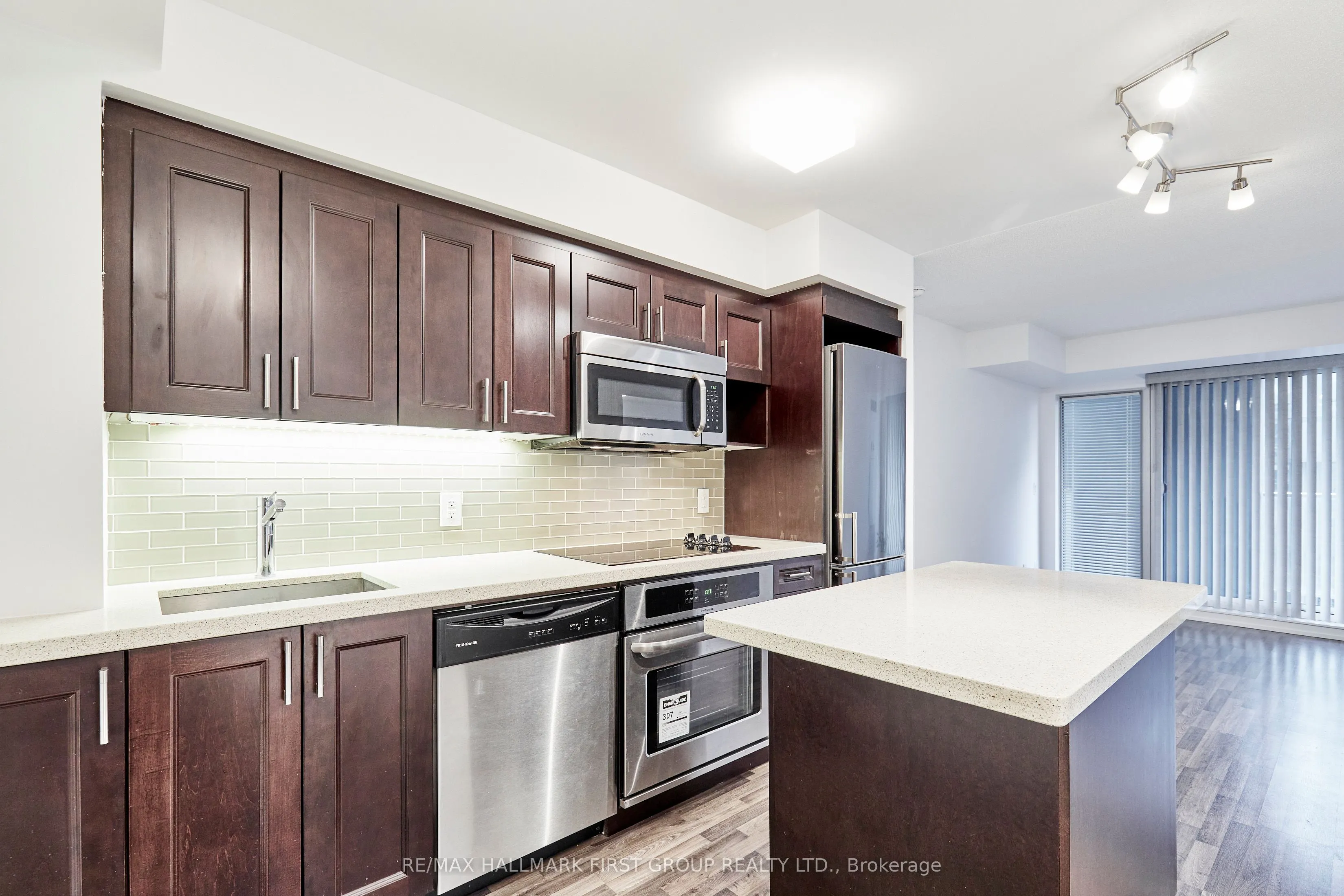 555 Wilson Avenue, #E402