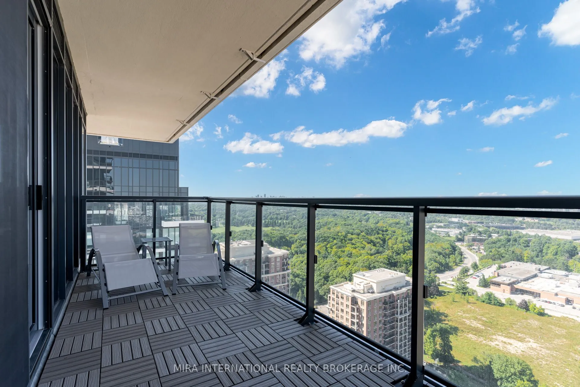 30 Inn On The Park Drive, #3003