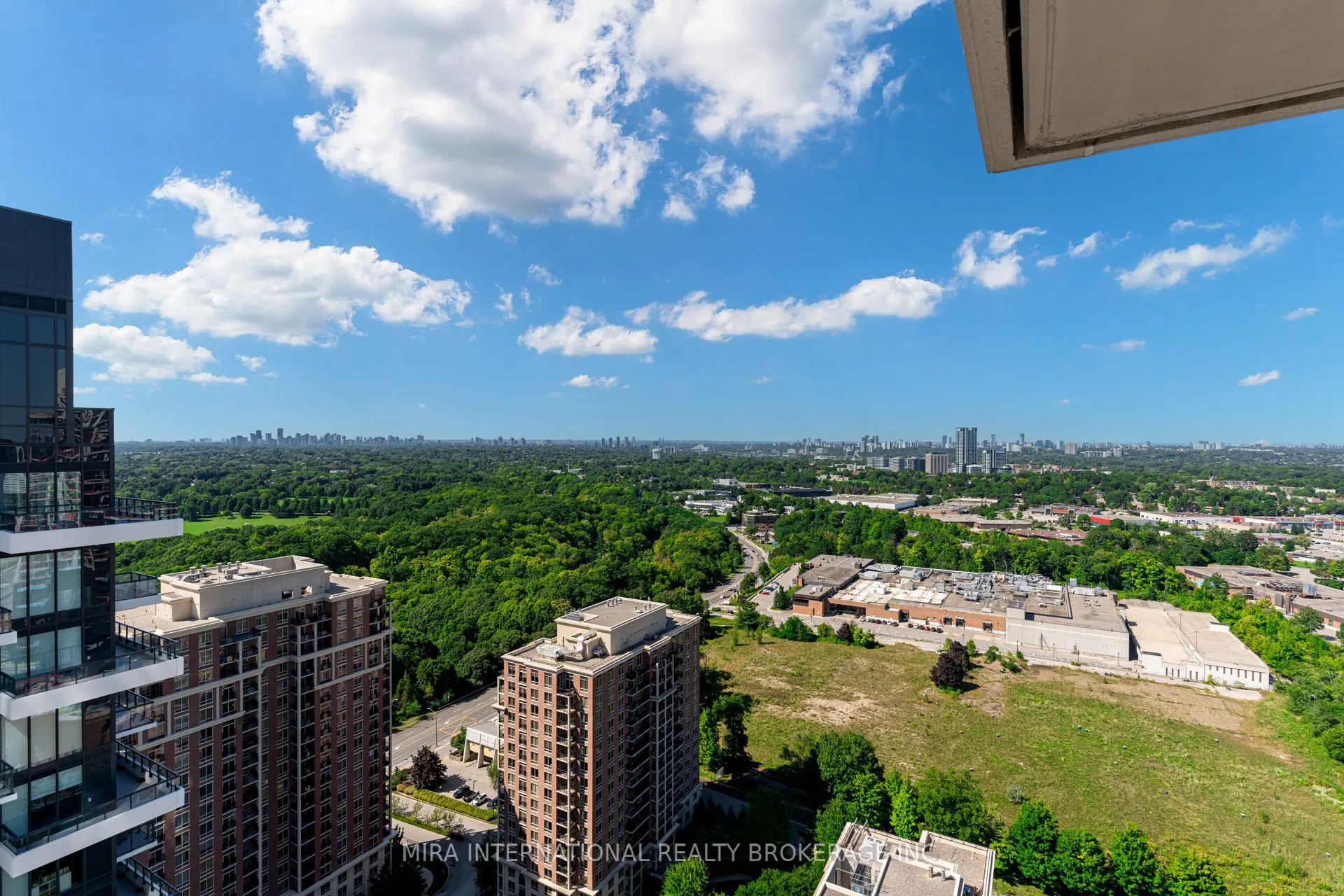 30 Inn On The Park Drive, #3003