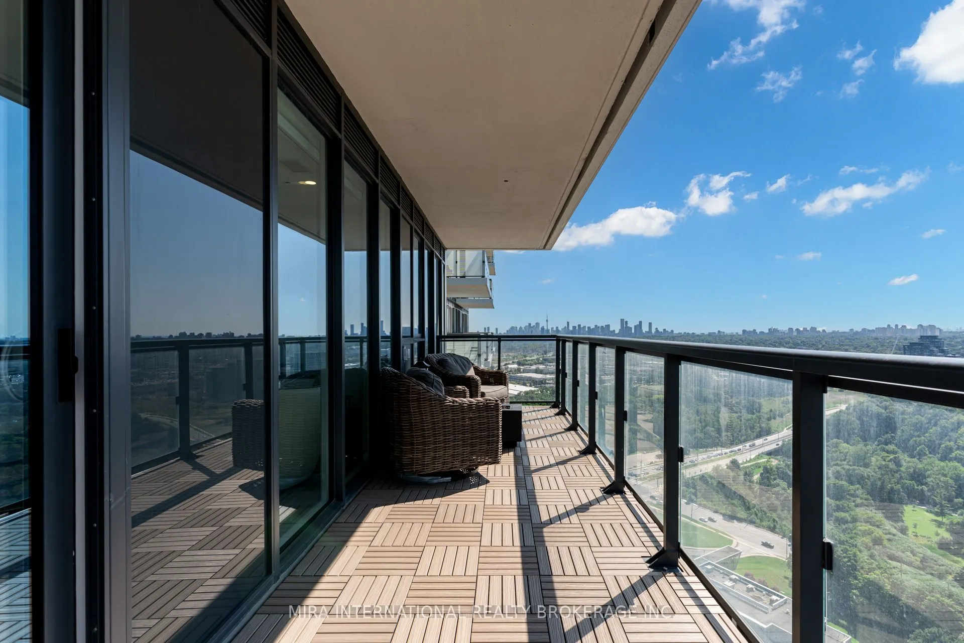 30 Inn On The Park Drive, #3003