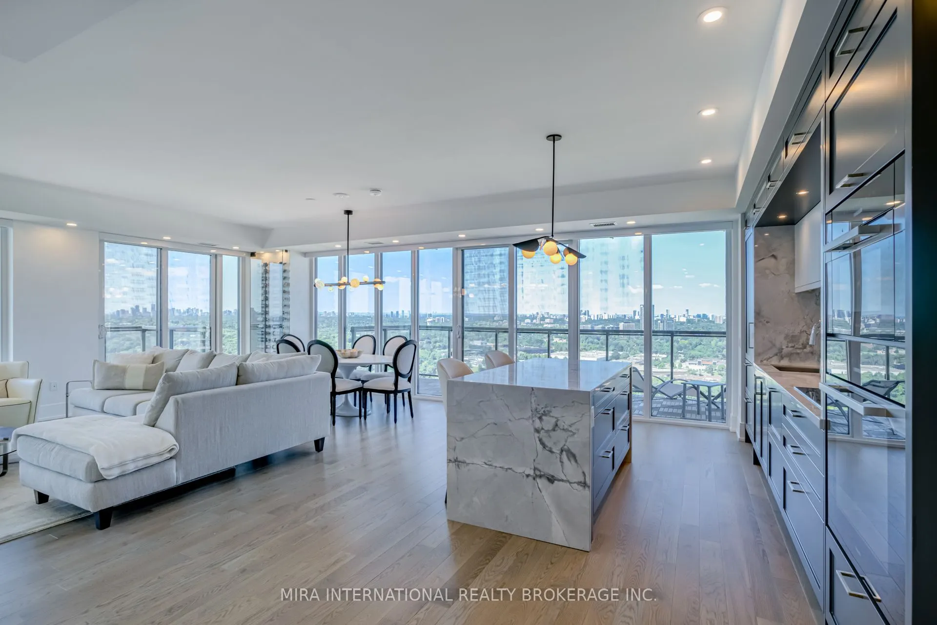 30 Inn On The Park Drive, #3003