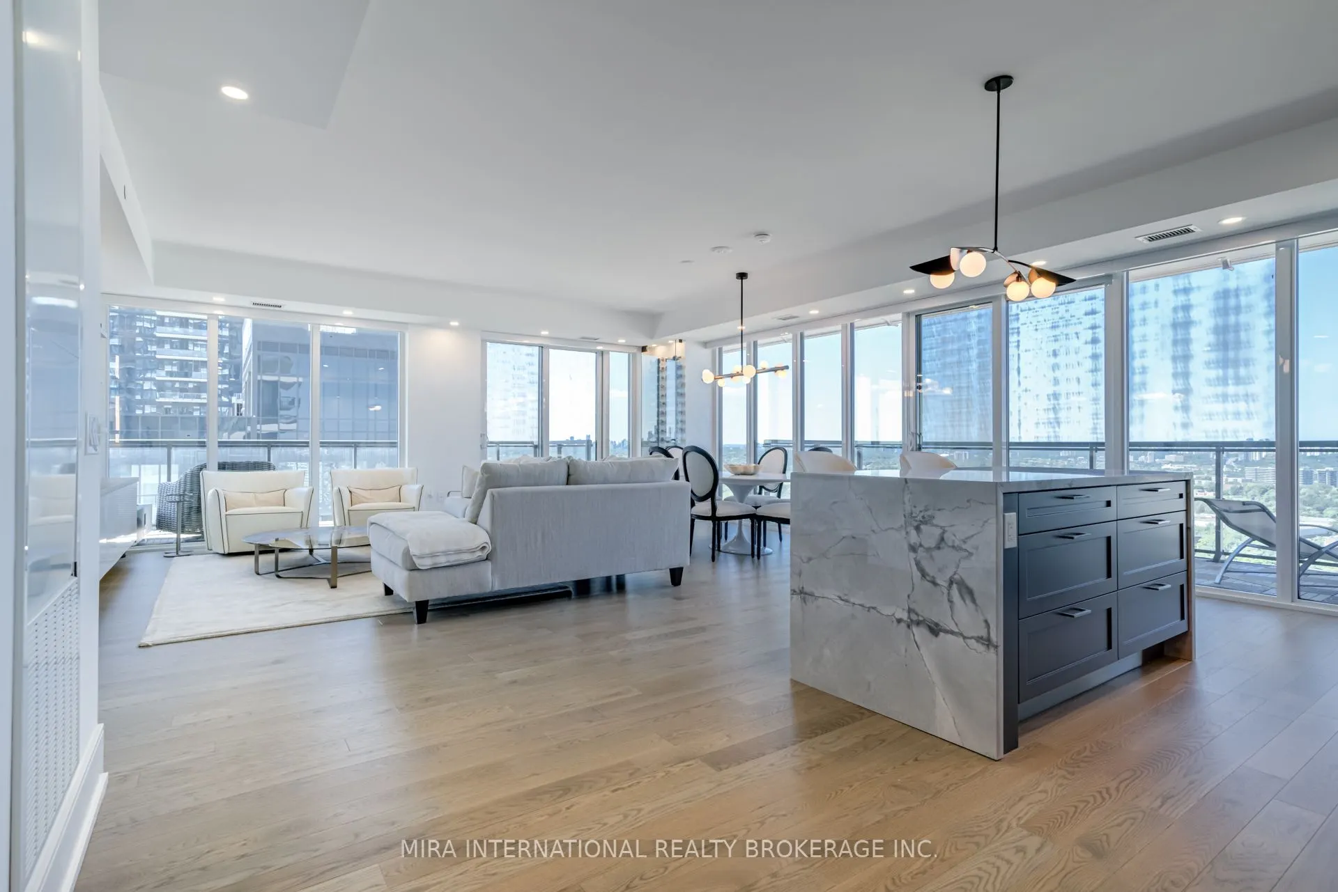30 Inn On The Park Drive, #3003