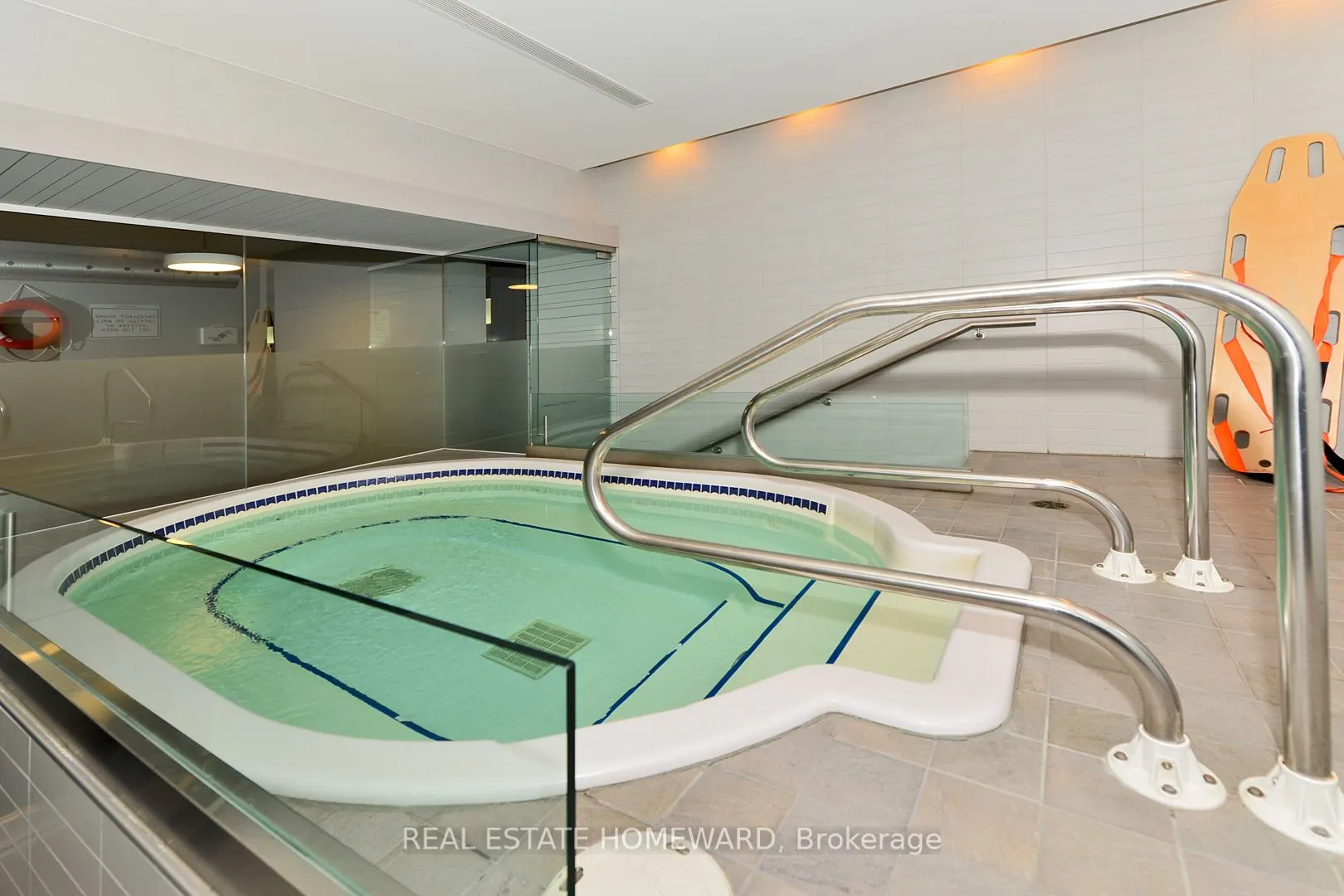 637 Lake Shore Boulevard W, #104