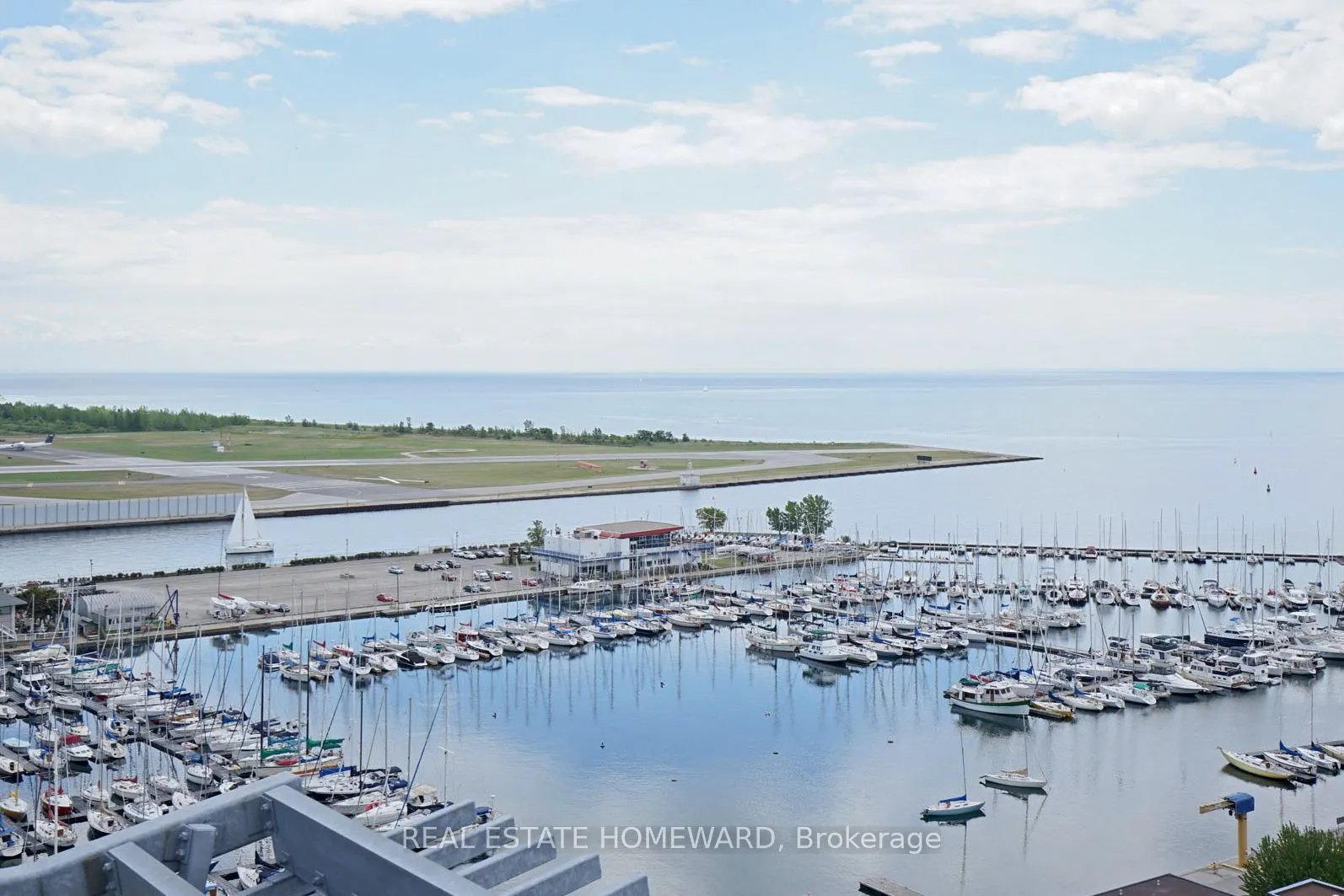 637 Lake Shore Boulevard W, #104