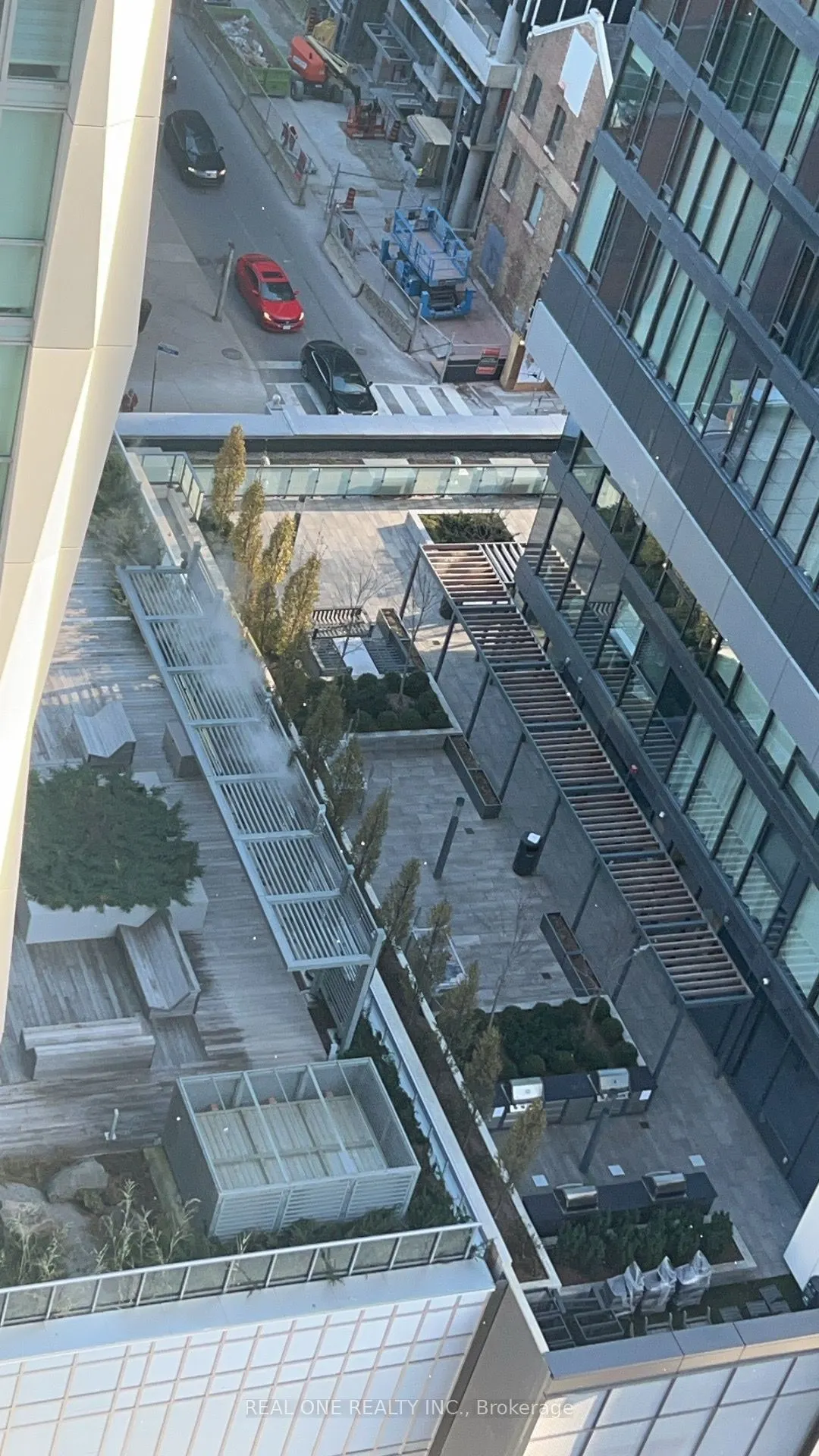 11 Yorkville Avenue, #1308