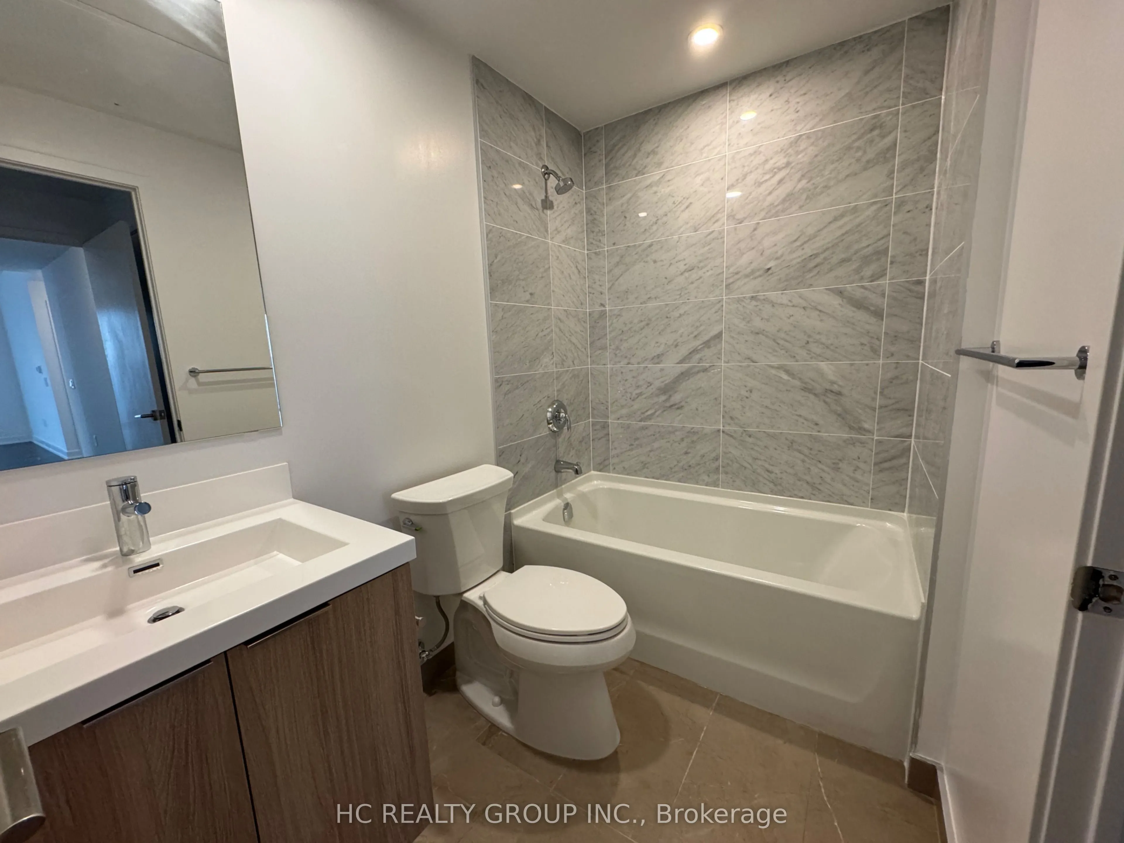 50 O'neill Road, #605