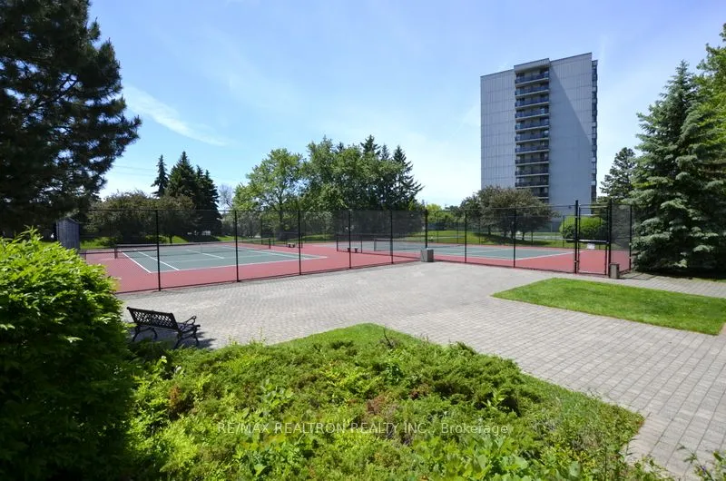 1121 Steeles Avenue W, #214