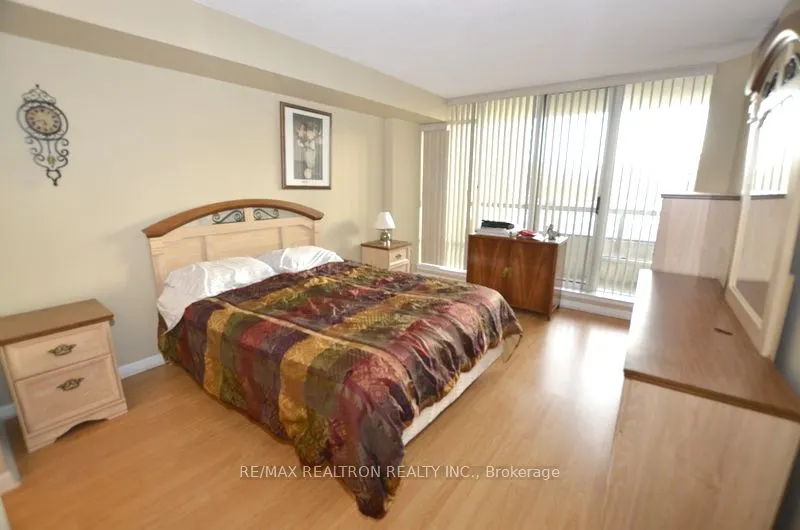 1121 Steeles Avenue W, #214