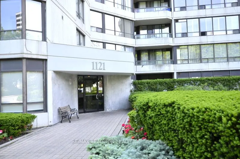 1121 Steeles Avenue W, #214