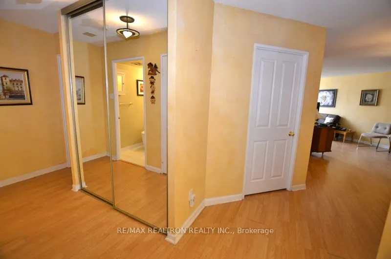 1121 Steeles Avenue W, #214