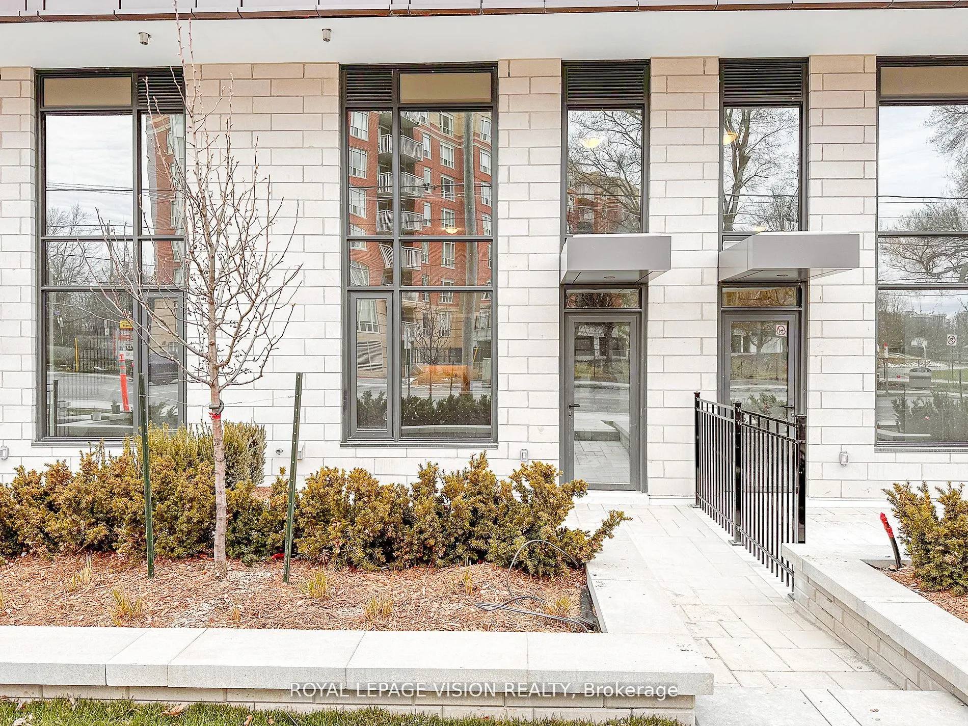 250 Lawrence Avenue W, #105