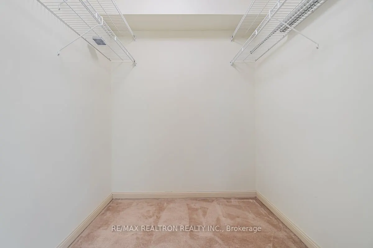 5444 Yonge Street #1810