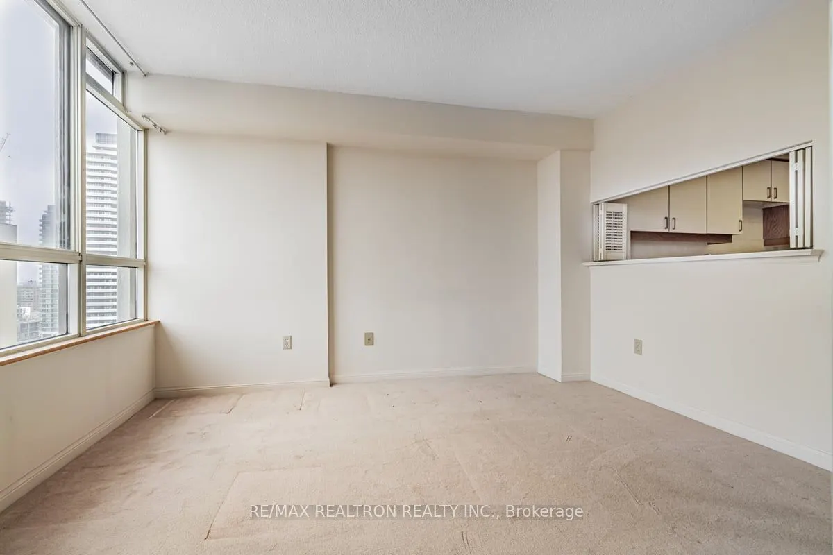 5444 Yonge Street #1810